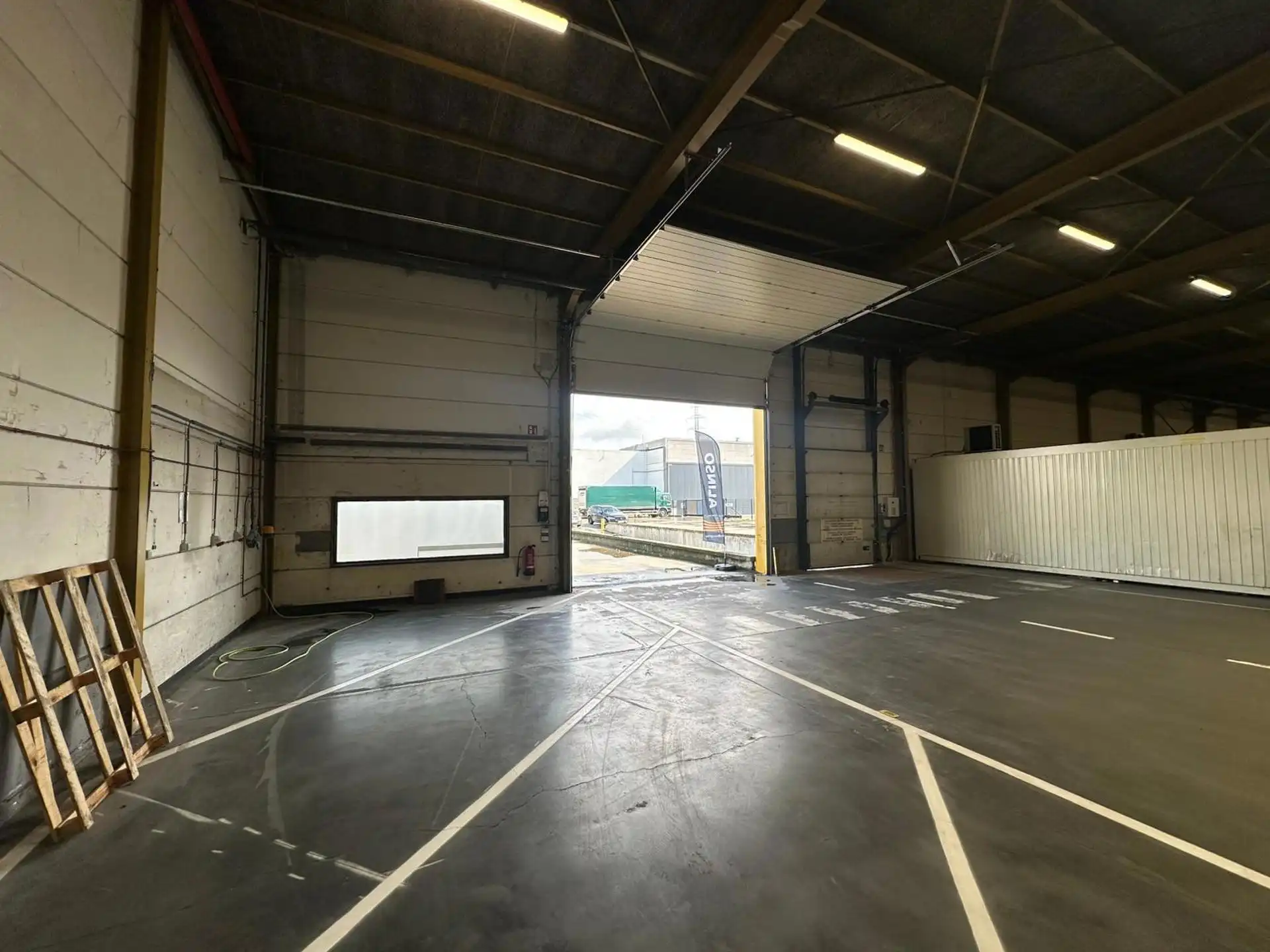 Commerciële ruimte te huur foto 6