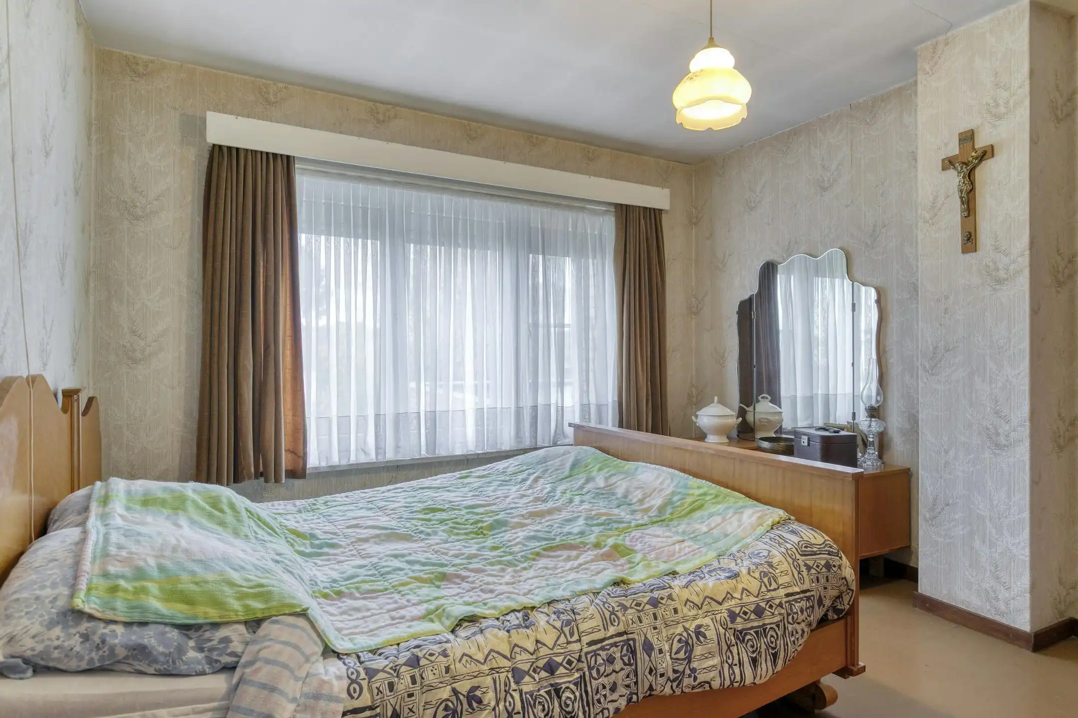 Te renoveren gezinswoning met leuke tuin in Geluwe foto 6