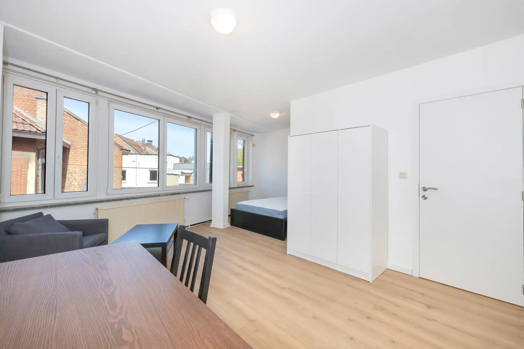 Huis met 5 slaapkamers + 2 studio's + opslagruimte  foto 14