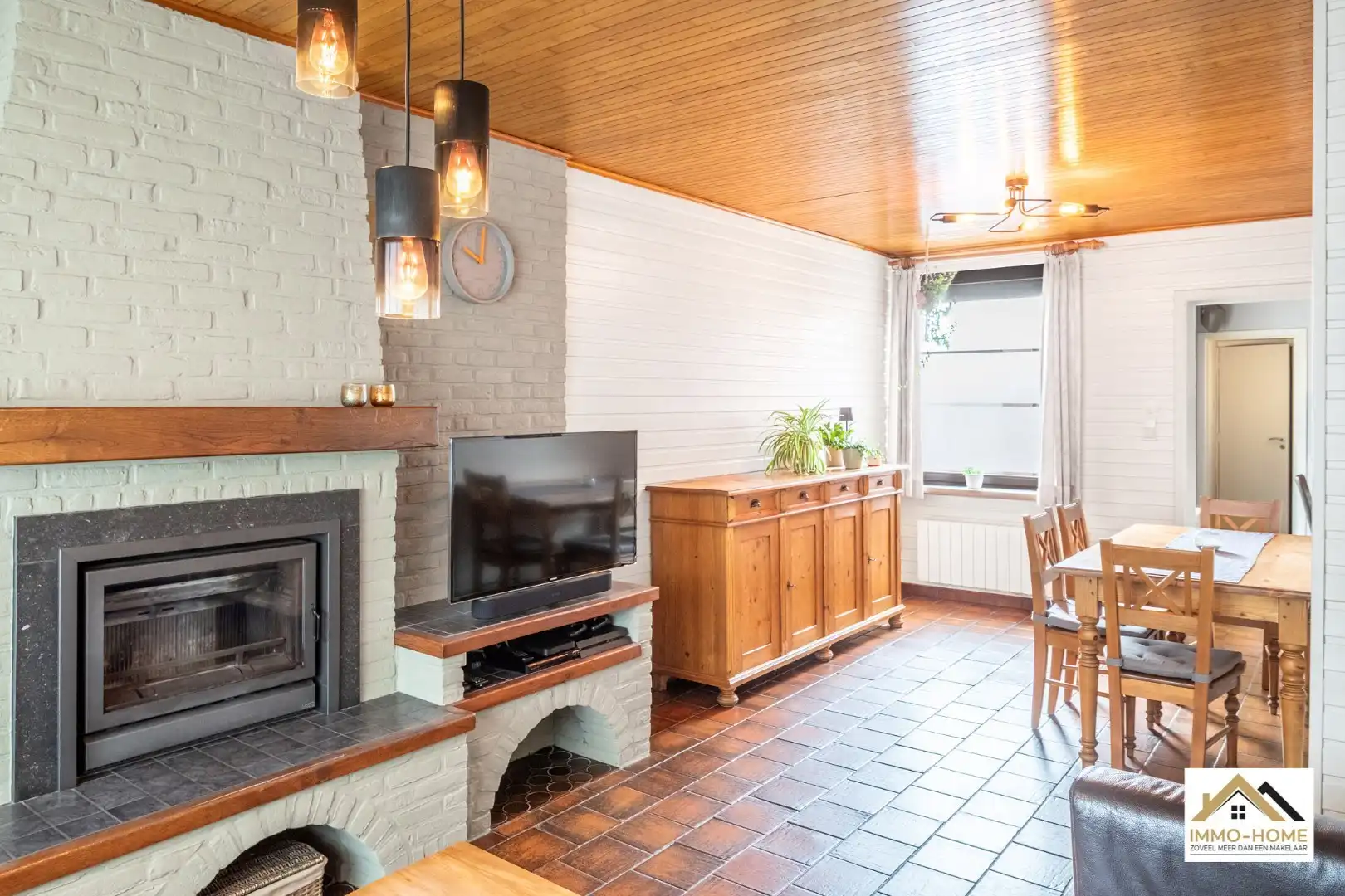 Halfopen bebouwing nabij centrum Wachtebeke foto 9