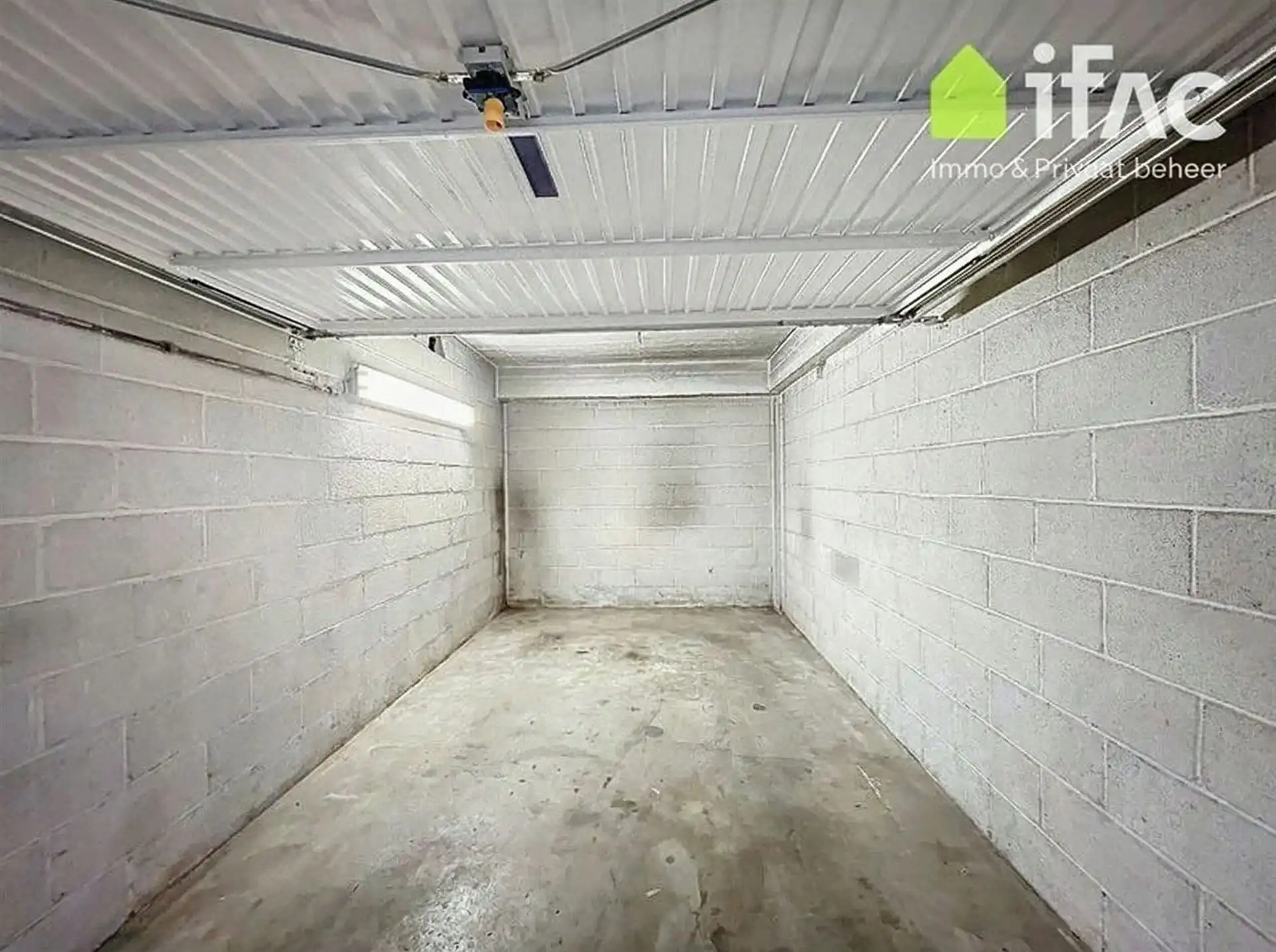 Ruim appartement met 3 slaap-, 2 badkamers en garagebox  foto 24