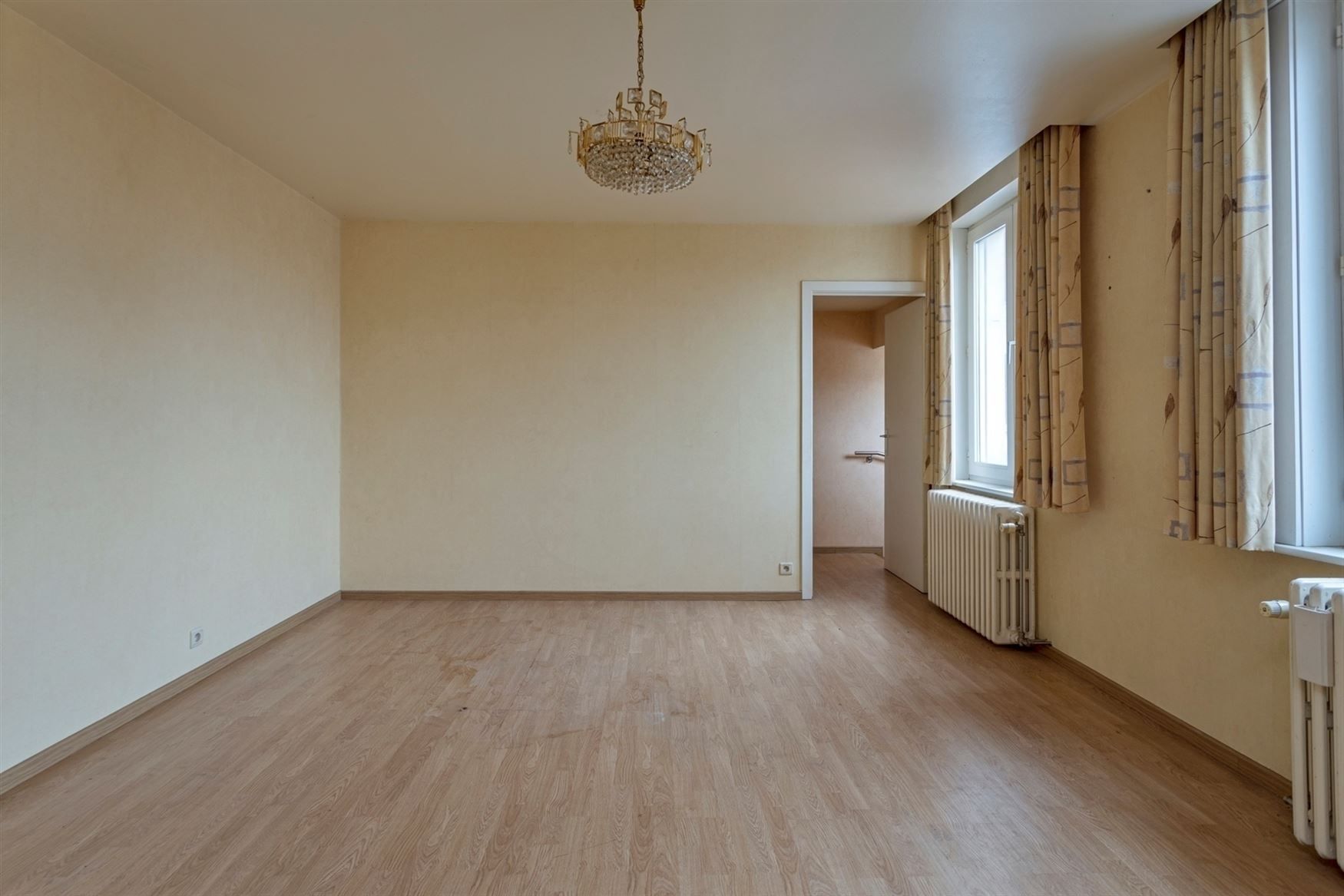 Te renoveren pand met potentieel nabij Waregem foto 14