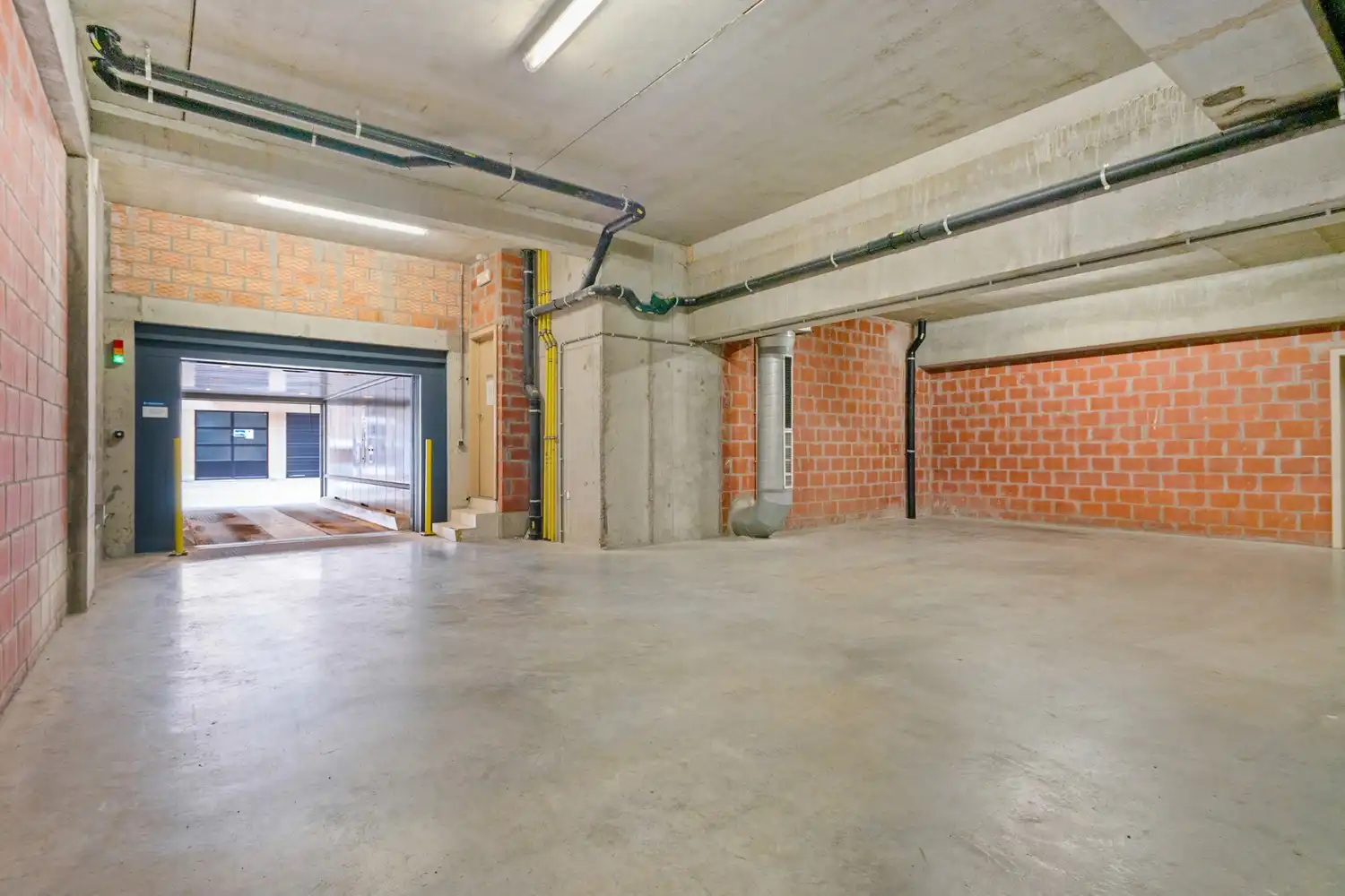 Zonnige duplex met 2 terrassen en zijdelings zeezicht foto 16