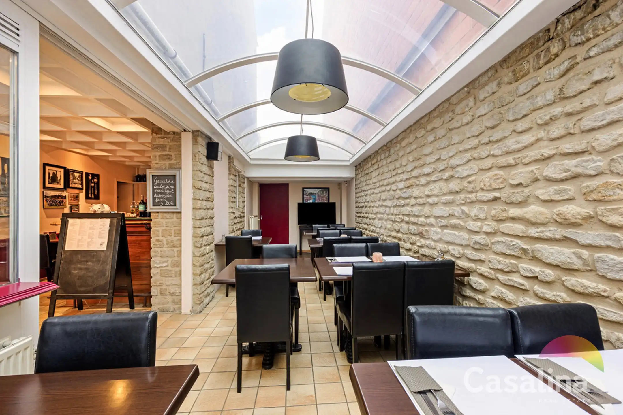 Gemengd gebouw met tal van exploitatiemogelijkheden foto 8