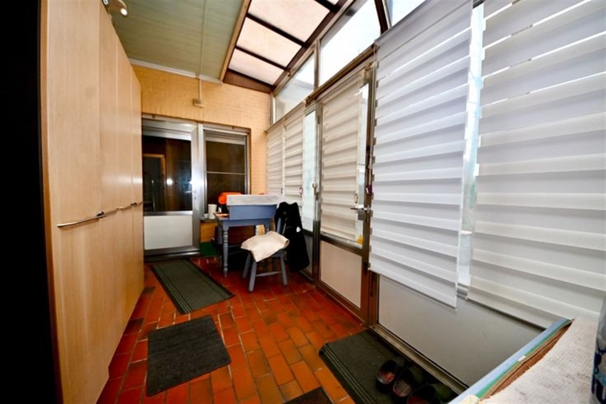Te renoveren laagbouw met 3 slaapkamers, tuin en garage.  foto 13
