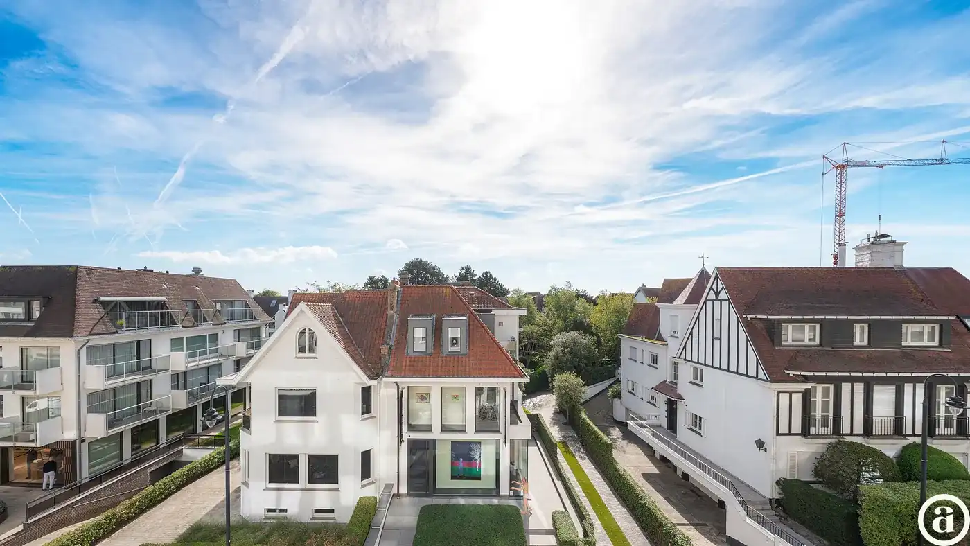 Luxueus appartement met panoramisch zicht in hartje ’t Zoute. foto 10