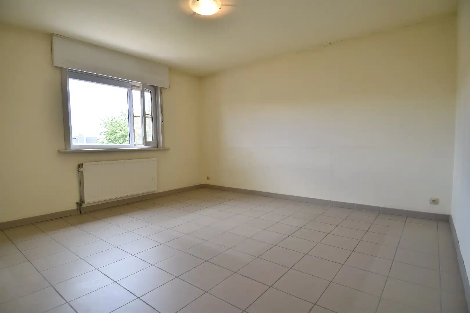 Gezinswoning met 3 slaapkamers, tuin én garage in doodlopende straat te koop in Menen foto 11