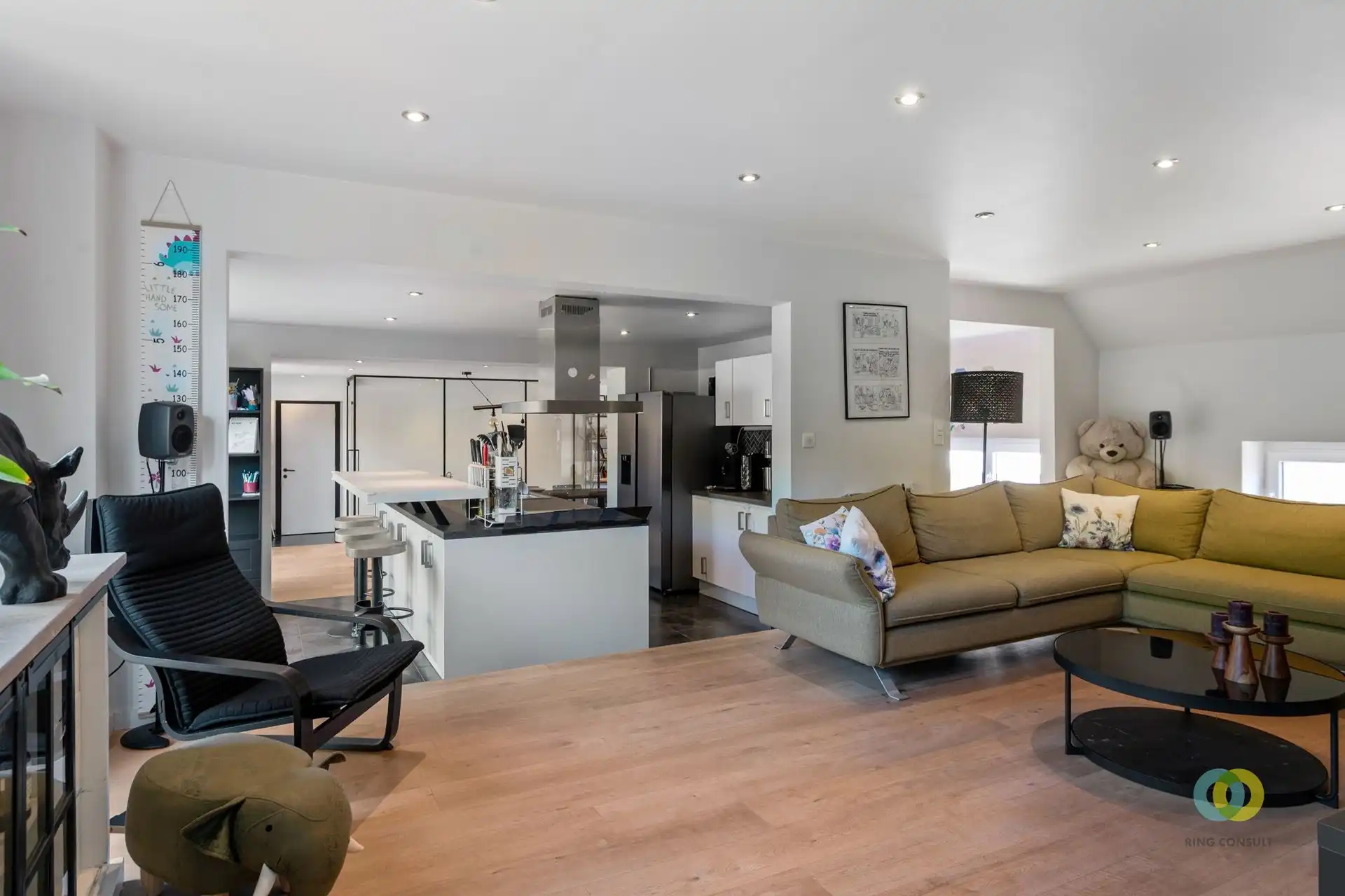 Instapklare woning EPC B, 3 slaapkamers en garage foto {{pictureIndex}}