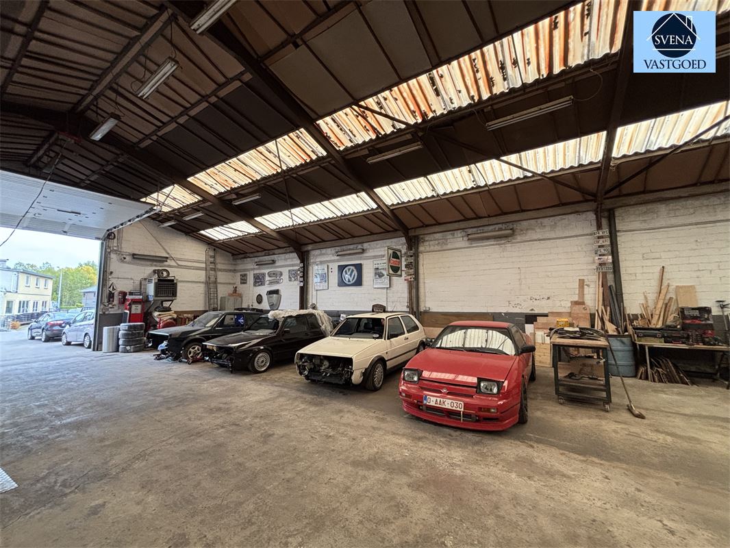 RUIME WONING MET LOODS foto 4