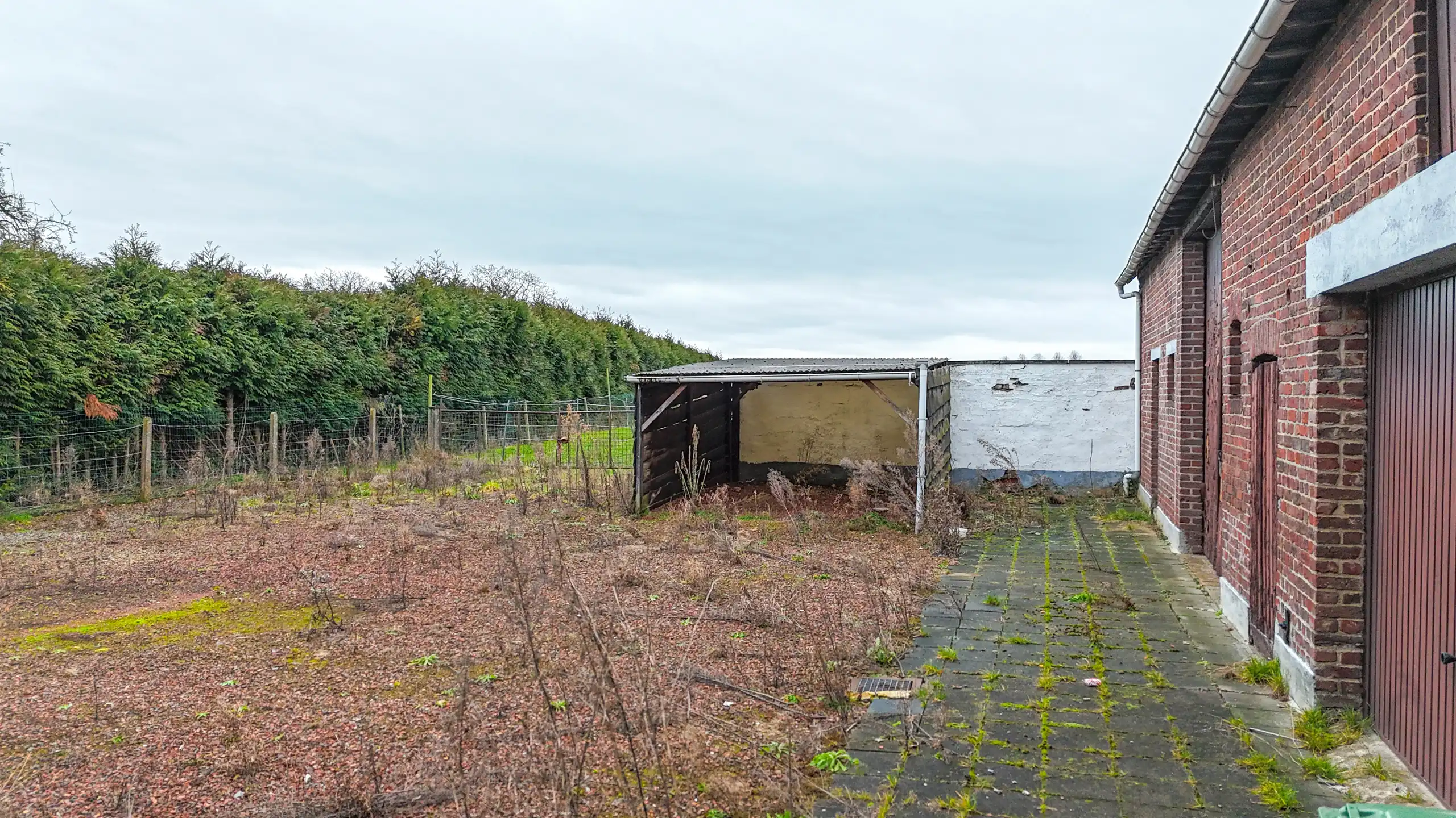 Landelijk gelegen te renoveren hoeve op ruim perceel! foto 26