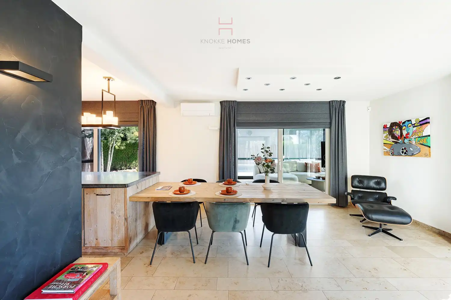 Luxueuze villa met zwembad in een residentiële wijk. foto 7