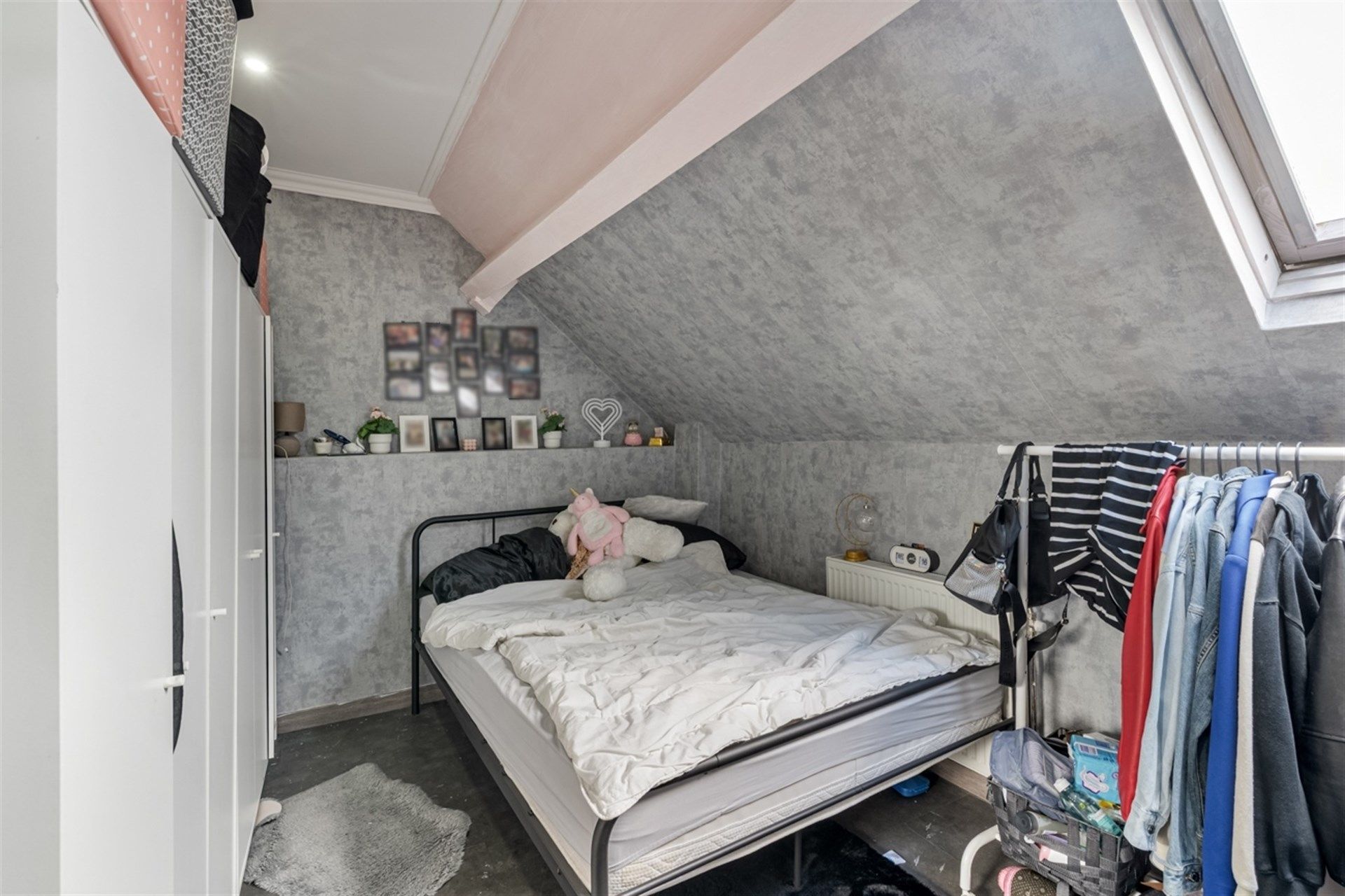 Instapklare woning met vier slaapkamers te Aalst foto 11