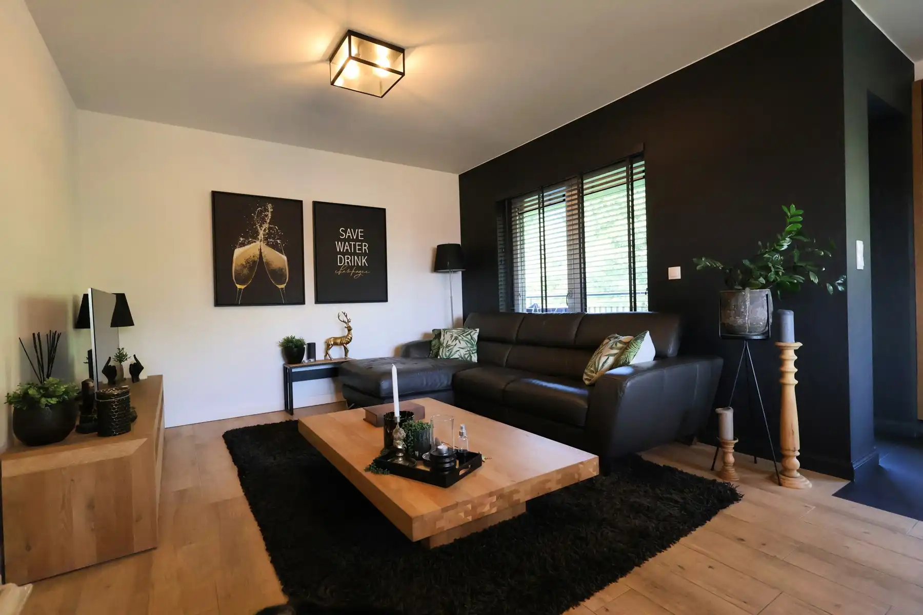 Instapklaar en lichtrijk hoekappartement met 3 slaapkamers foto 4