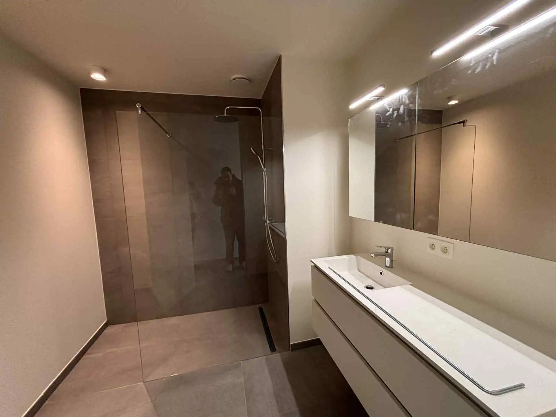 BORSBEKE - Riante bel etage foto 17