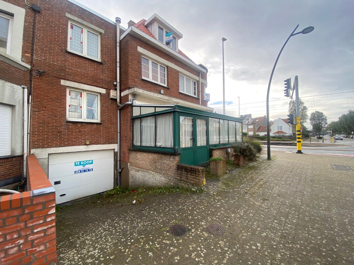 Te renoveren appartement met 1 ruime slaapkamer en garage vlakbij zee  foto 12