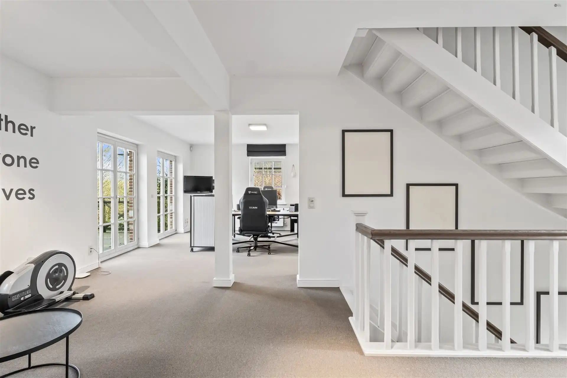 prachtig gelegen woning met veel potentieel foto 12