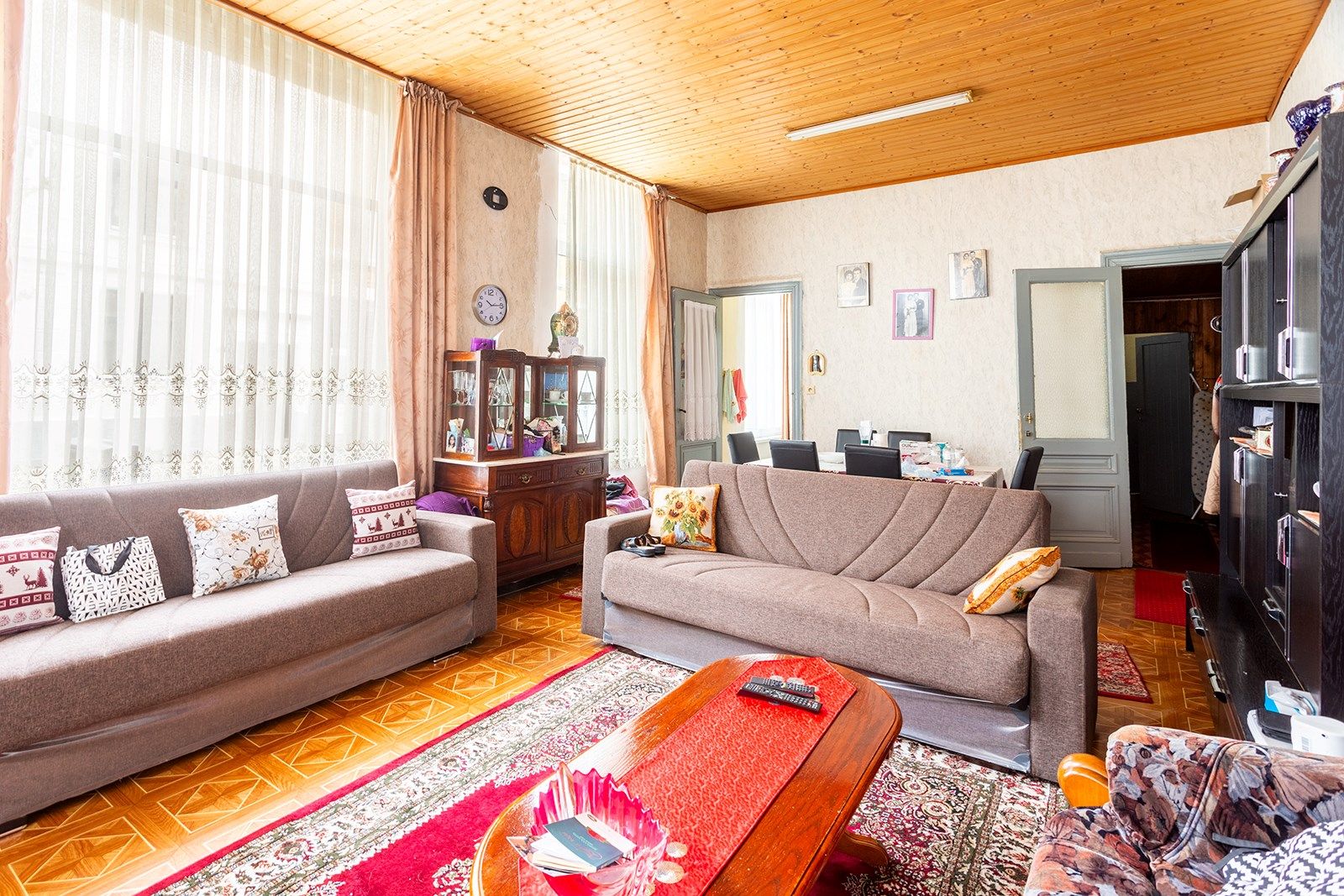 Zeer ruime woning met veel mogelijkheden nabij 't Zuid foto 4