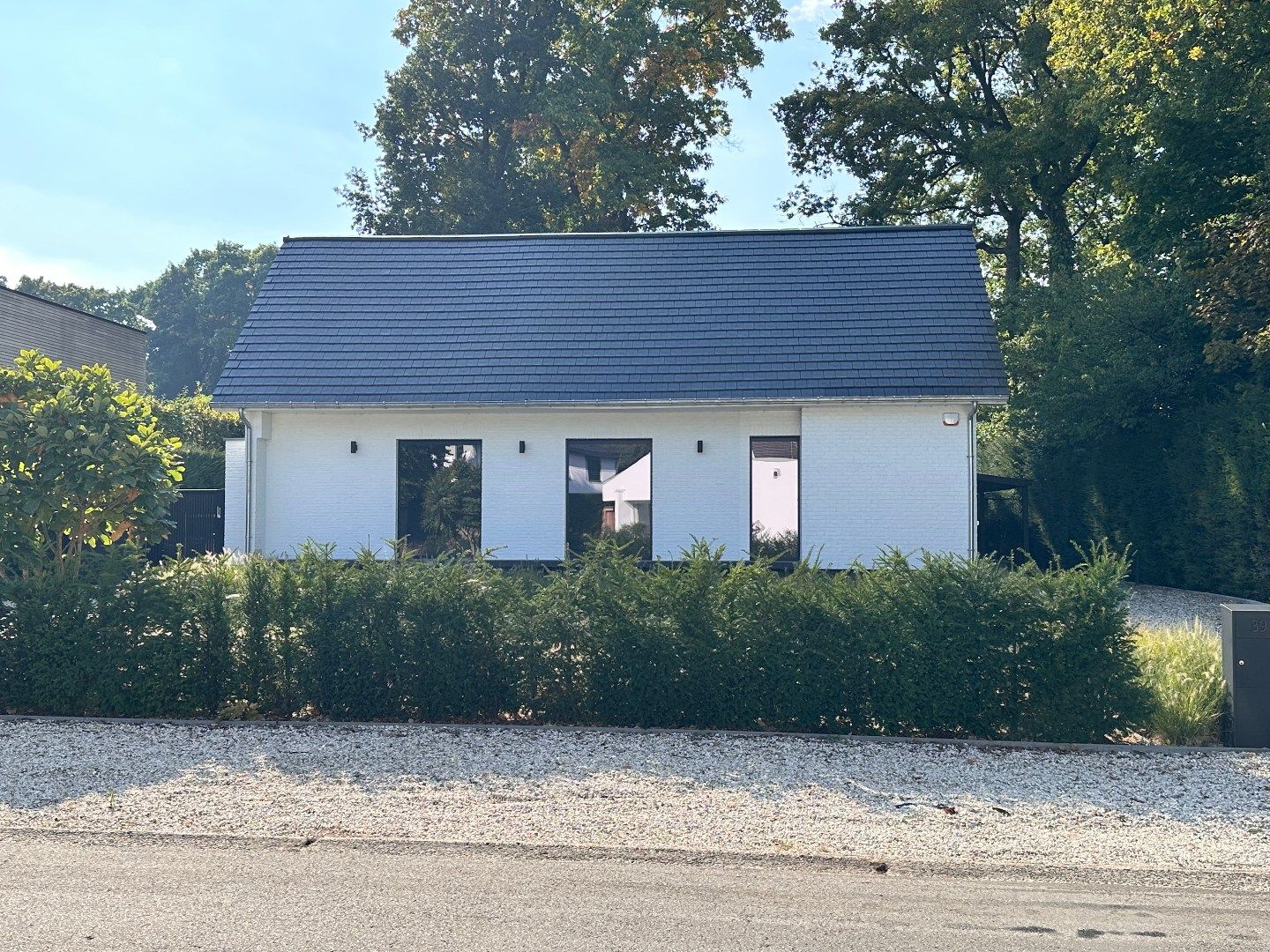 VILLA TE HUUR OP TOPLOCATIE AAN DE GOUDKUST TE NEERHAREN ! foto {{pictureIndex}}