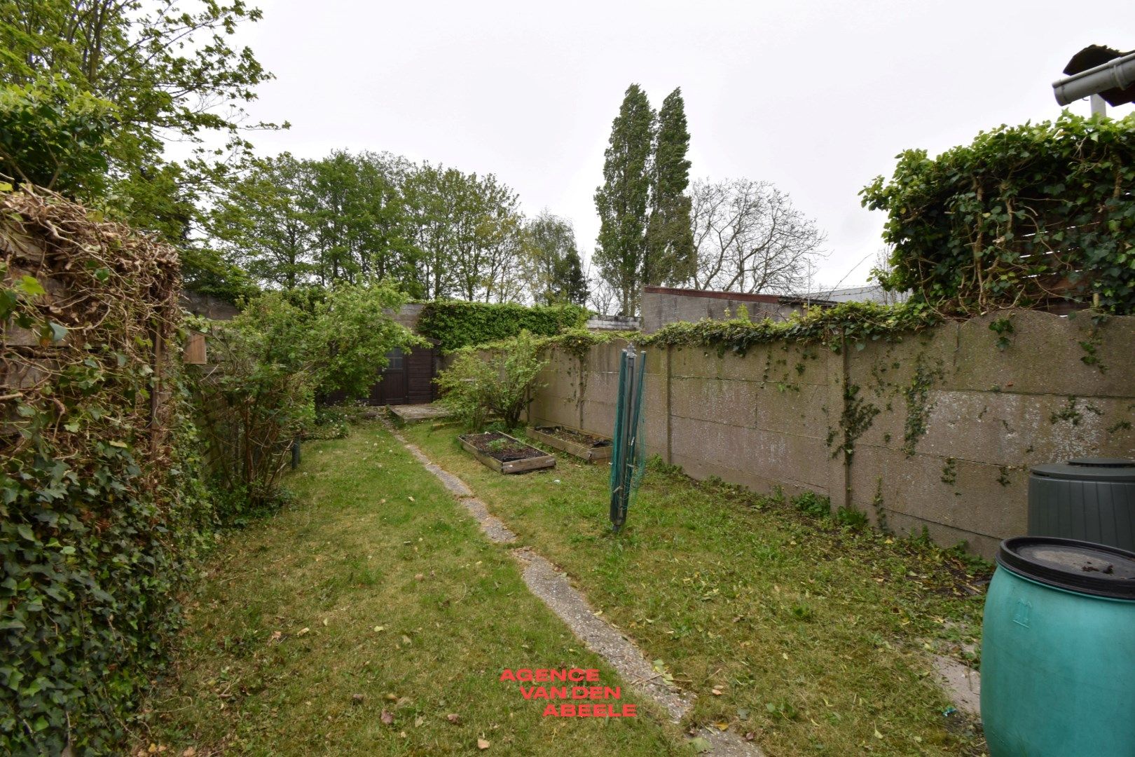 Woning met tuin op goede locatie! foto 18