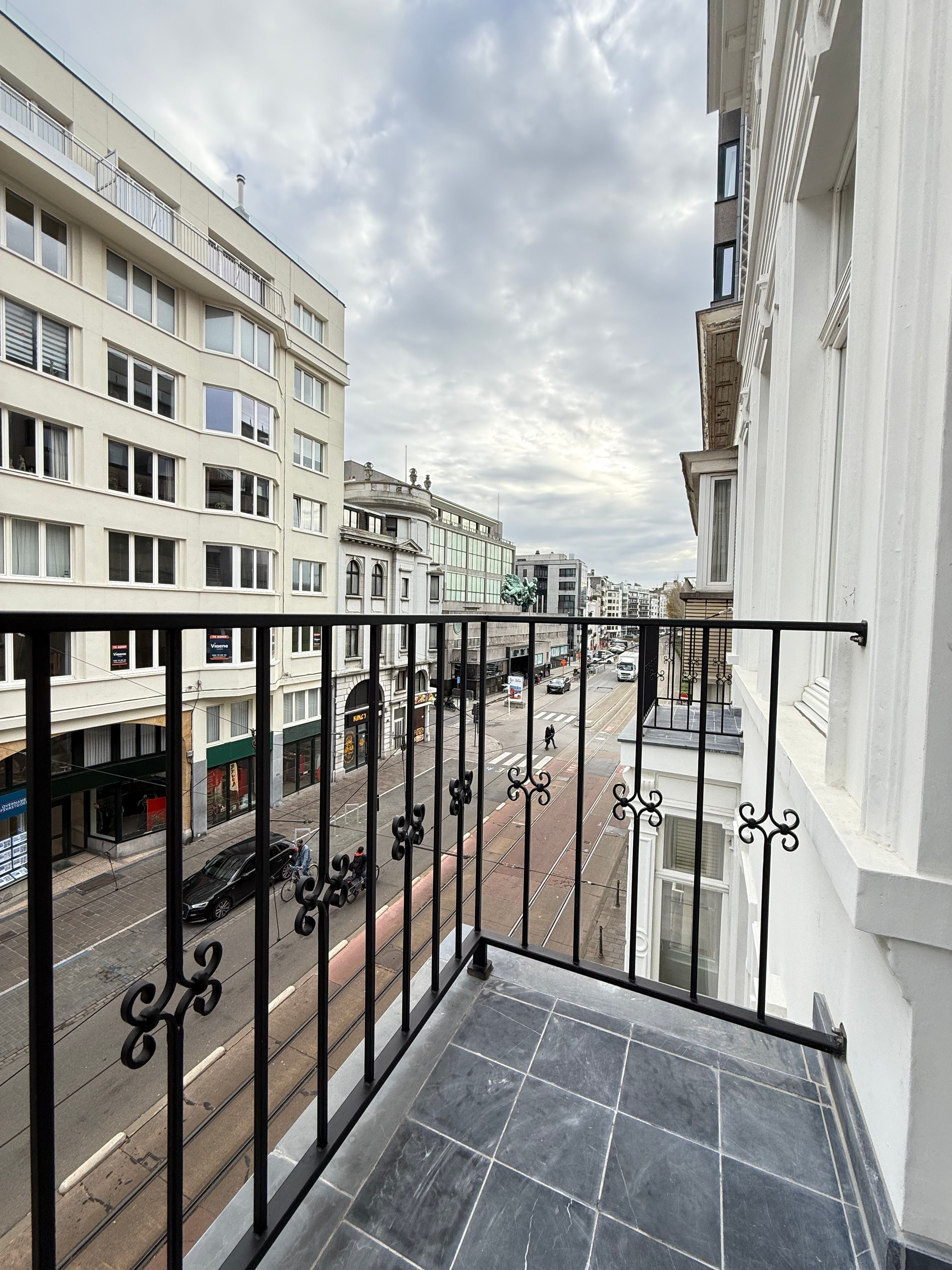 Moderne appartement in authentiek herenhuis foto 4