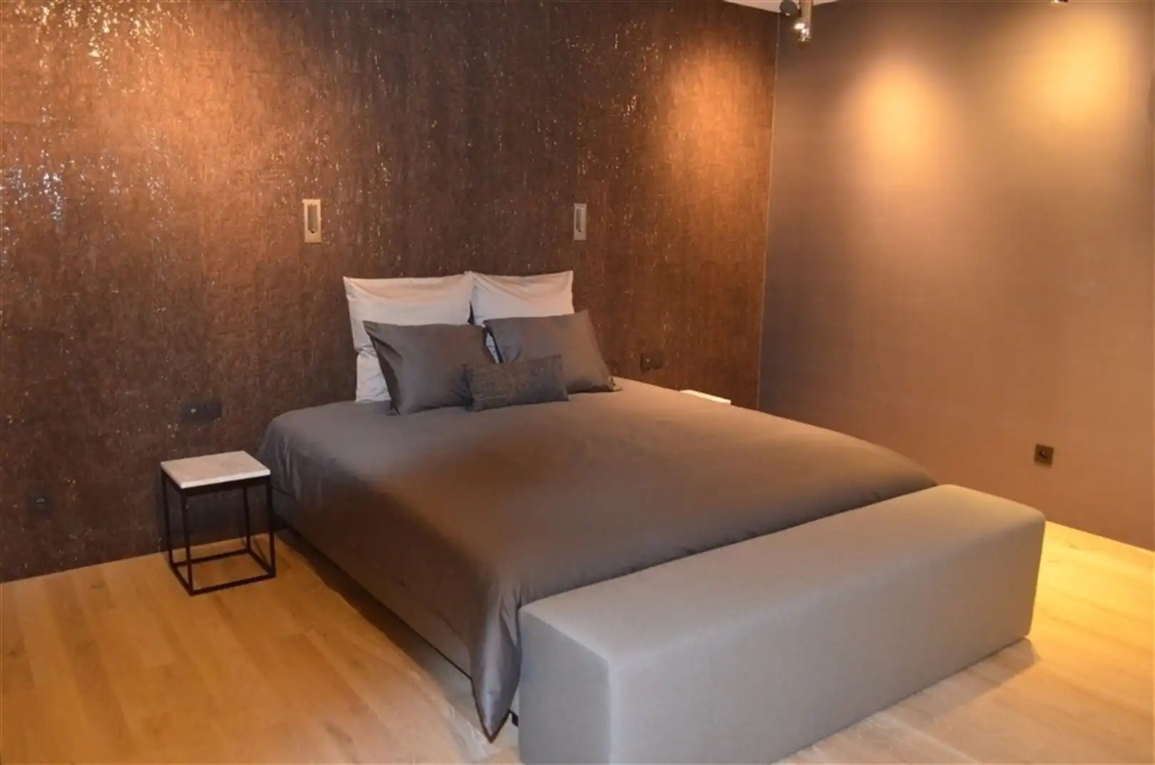 Duplexappartement met groot terras in het centrum  foto 14