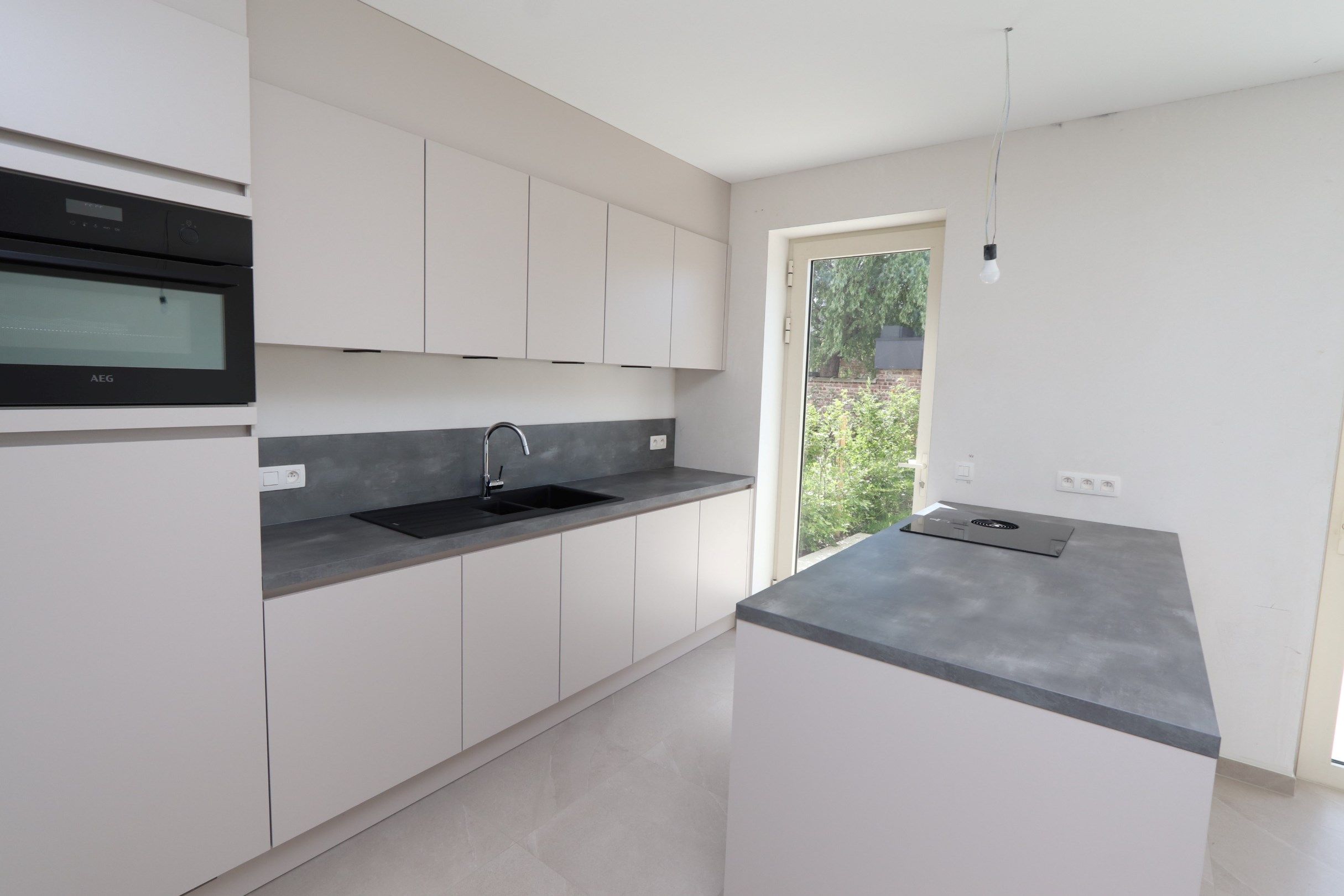 BEN-WONING MET CARPORT & 3 SLAAPKAMERS foto 6
