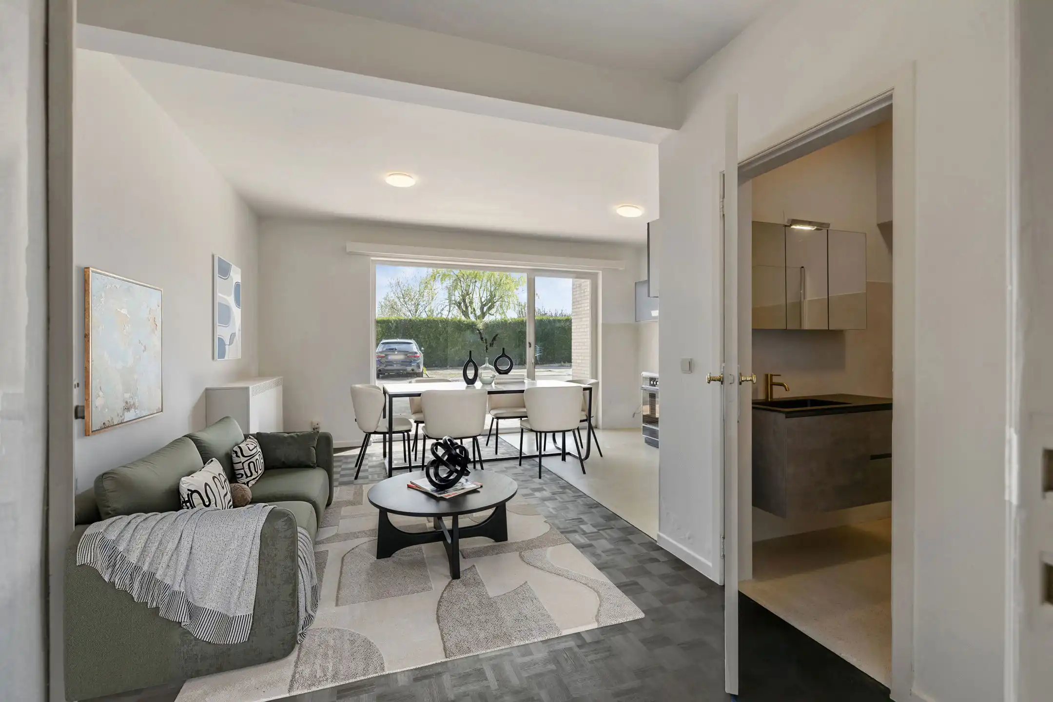 Rustig gelegen gelijkvloersappartement met parkeerplaats foto 5