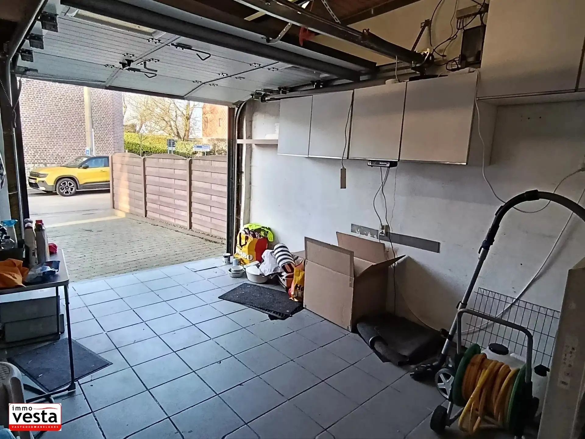 Ruime gezinswoning met 3 slaapkamers, garage en tuin  in Gingelom foto 14