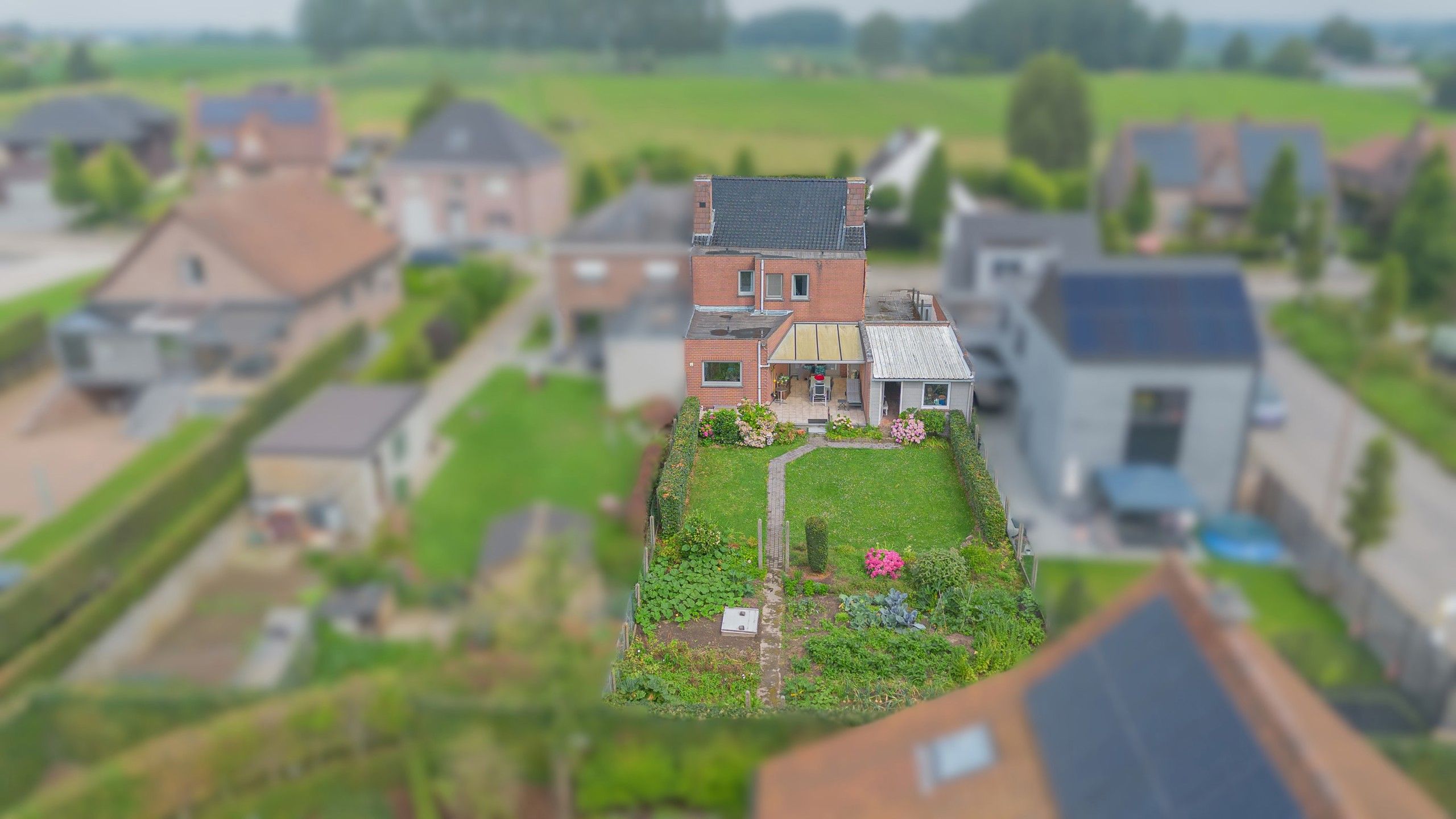 BORSBEKE - solide HOB met tuin, garage en 3 slaapkamers foto 5