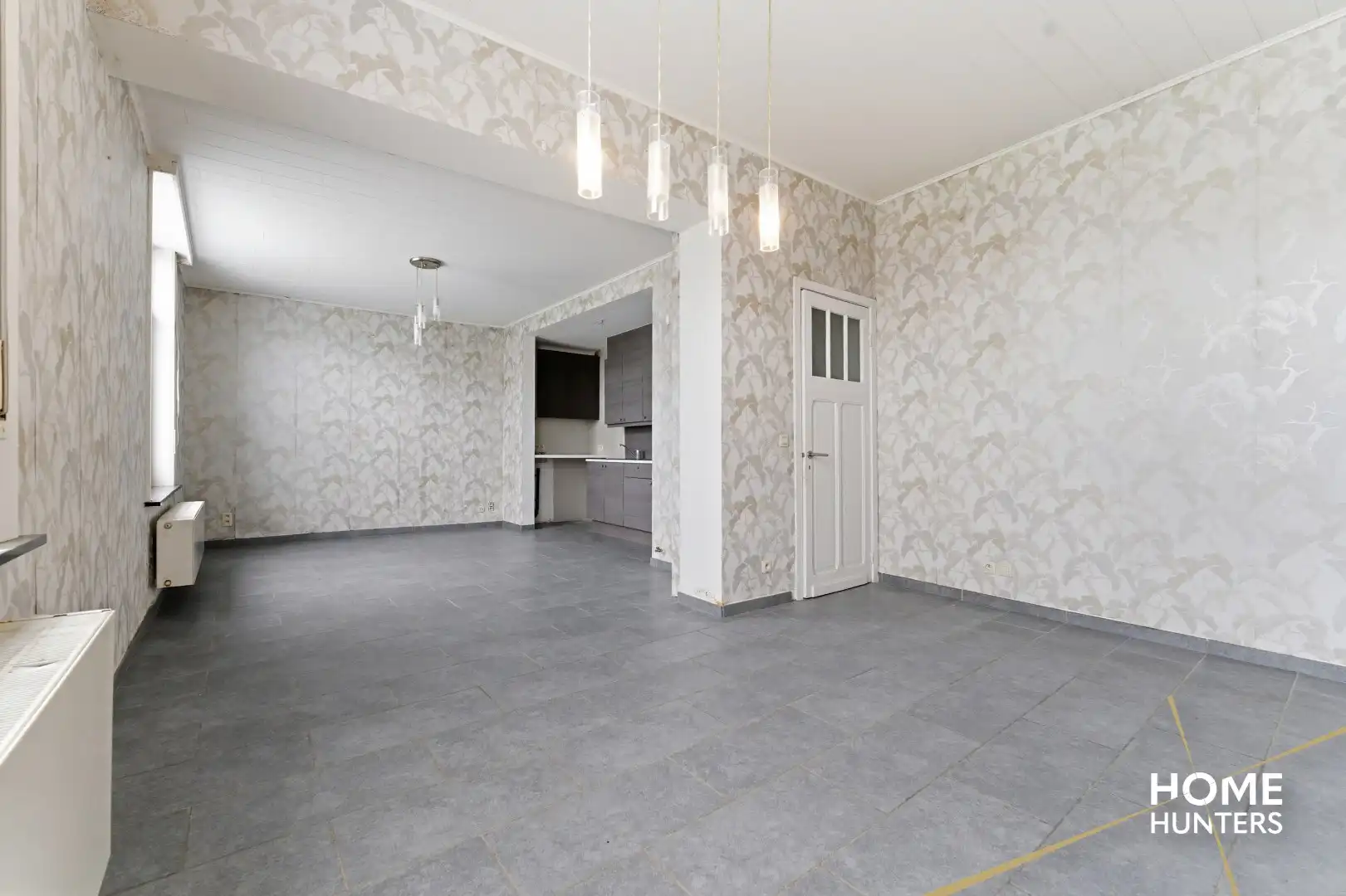 Handelswoning op centrale ligging te Moen! foto 12
