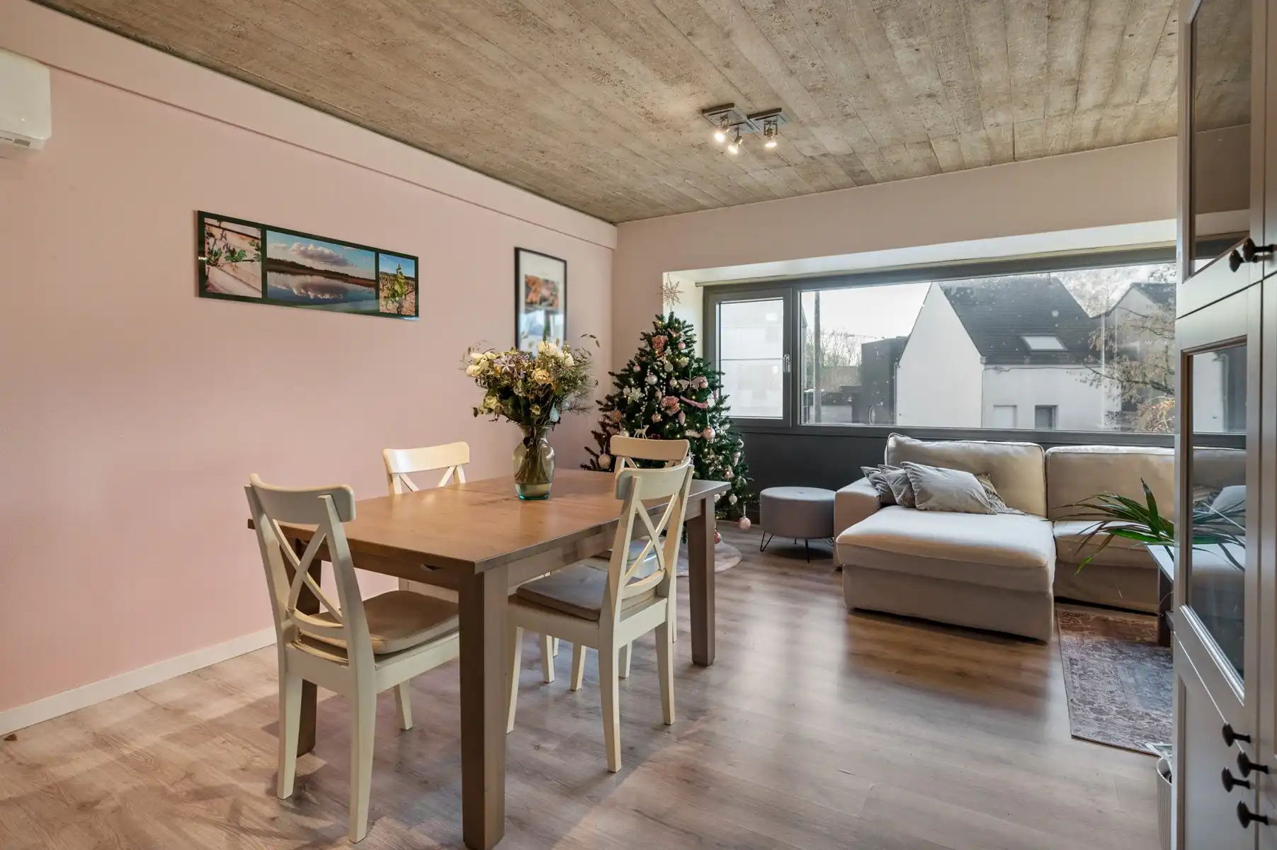 IN OPTIE !! Instapklare woning met tal van mogelijkheden en aangename buitenruimte foto 11