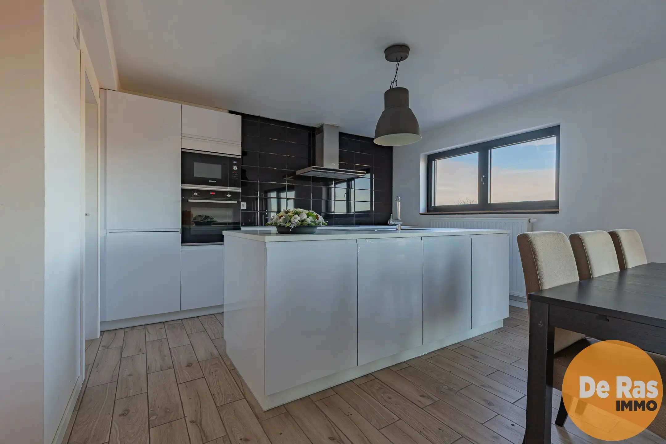 NIEUWERKERKEN - Lichtrijk appartement op 2de verdieping  foto 3