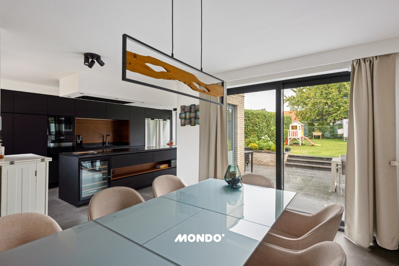 Instapklare luxe villa met 5 slaapkamers in groen Tervuren! foto 7