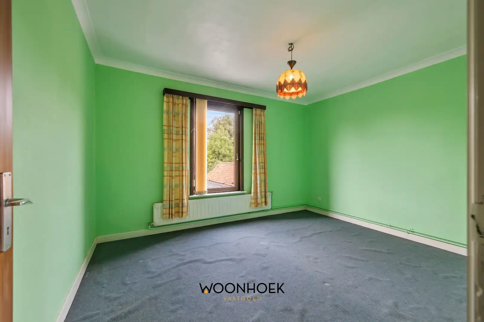 Halfopen bebouwing met 3 slaapkamers & zij-ingang.  foto 16