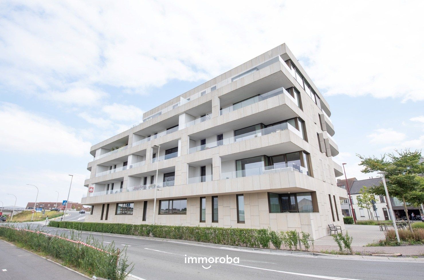 Luxueus appartement nabij de markt van Deinze. foto {{pictureIndex}}