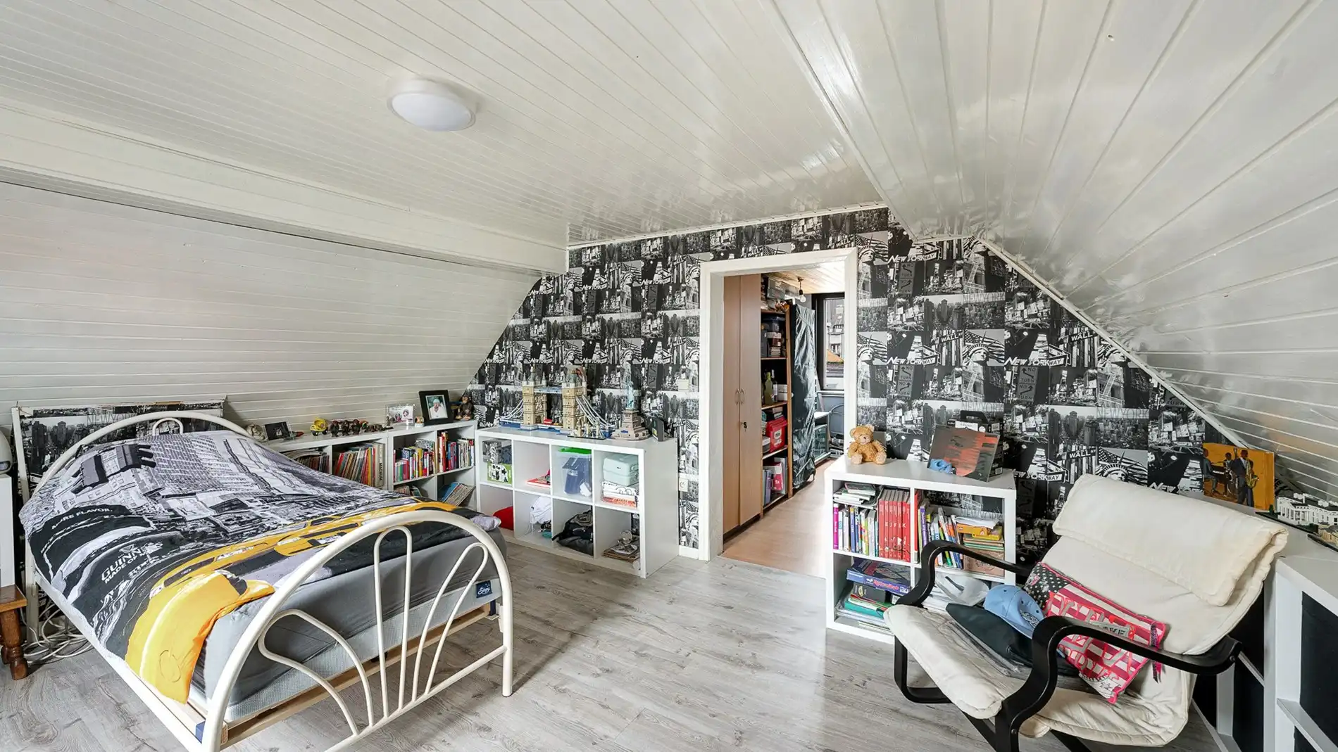 Woning met zonnige tuin en 4 slaapkamers te Knokke foto 19