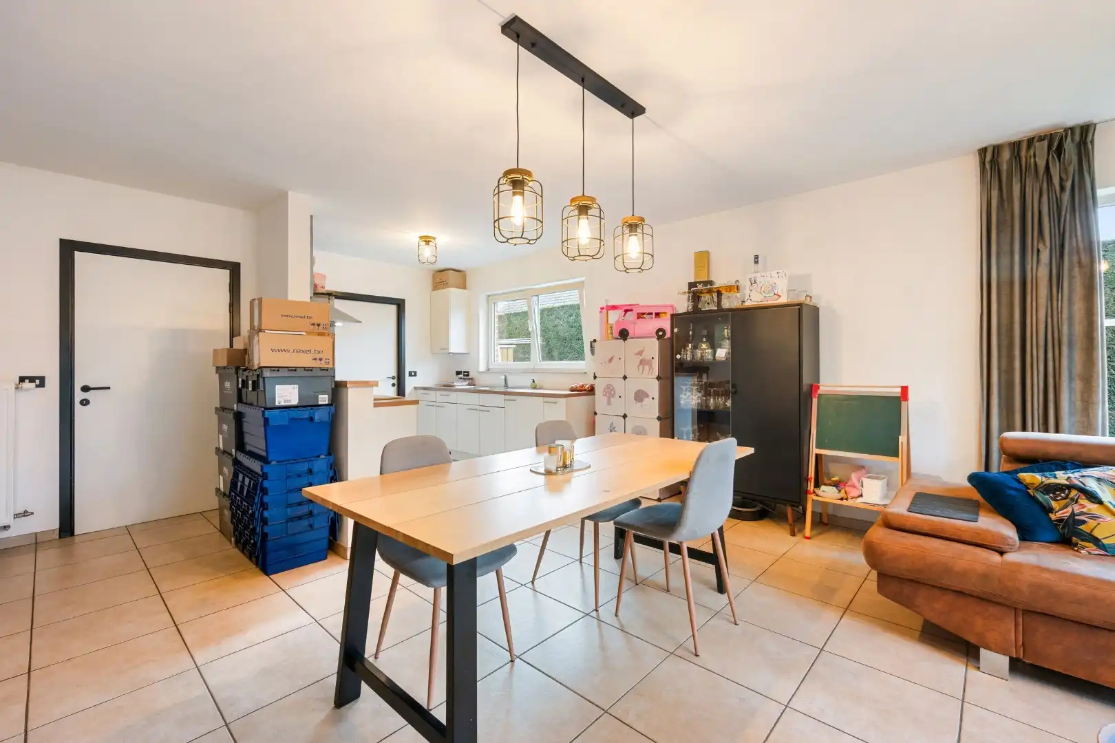 Instapklare halfopen woning met 2 slaapkamers en zonnige tuin in Dadizele-centrum foto 5