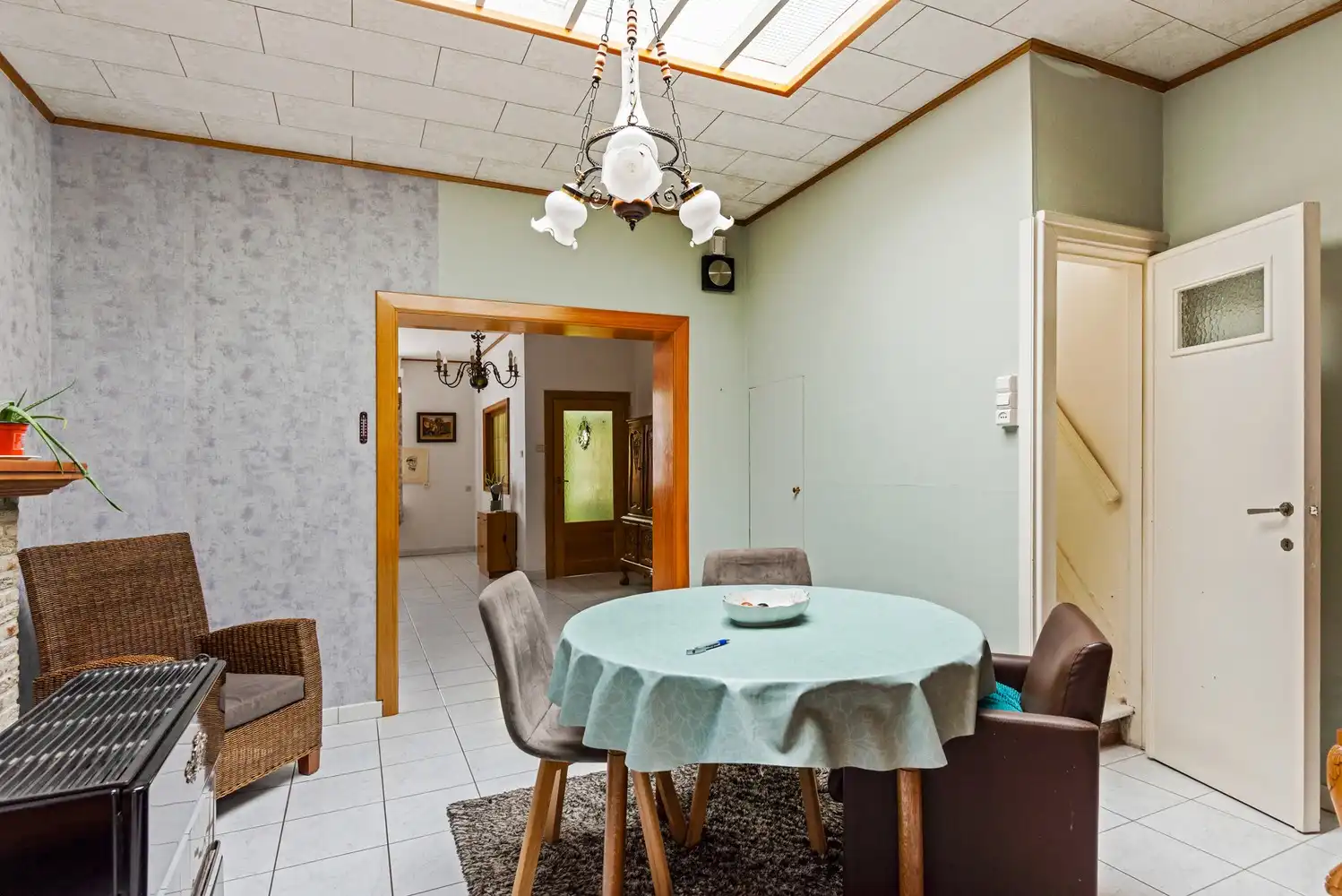 Te renoveren woning met 3 slaapkamers, veel potentieel en een groene tuin in Lier! foto 6