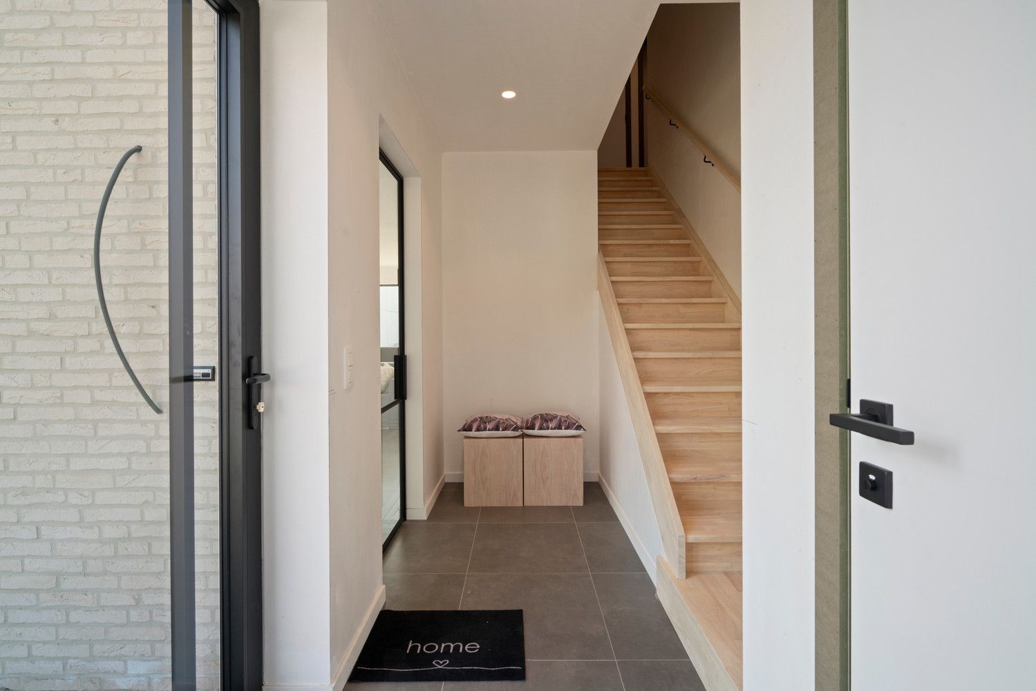 Ruime halfopen nieuwbouwwoning op mooi perceel in Vinkt. foto 3