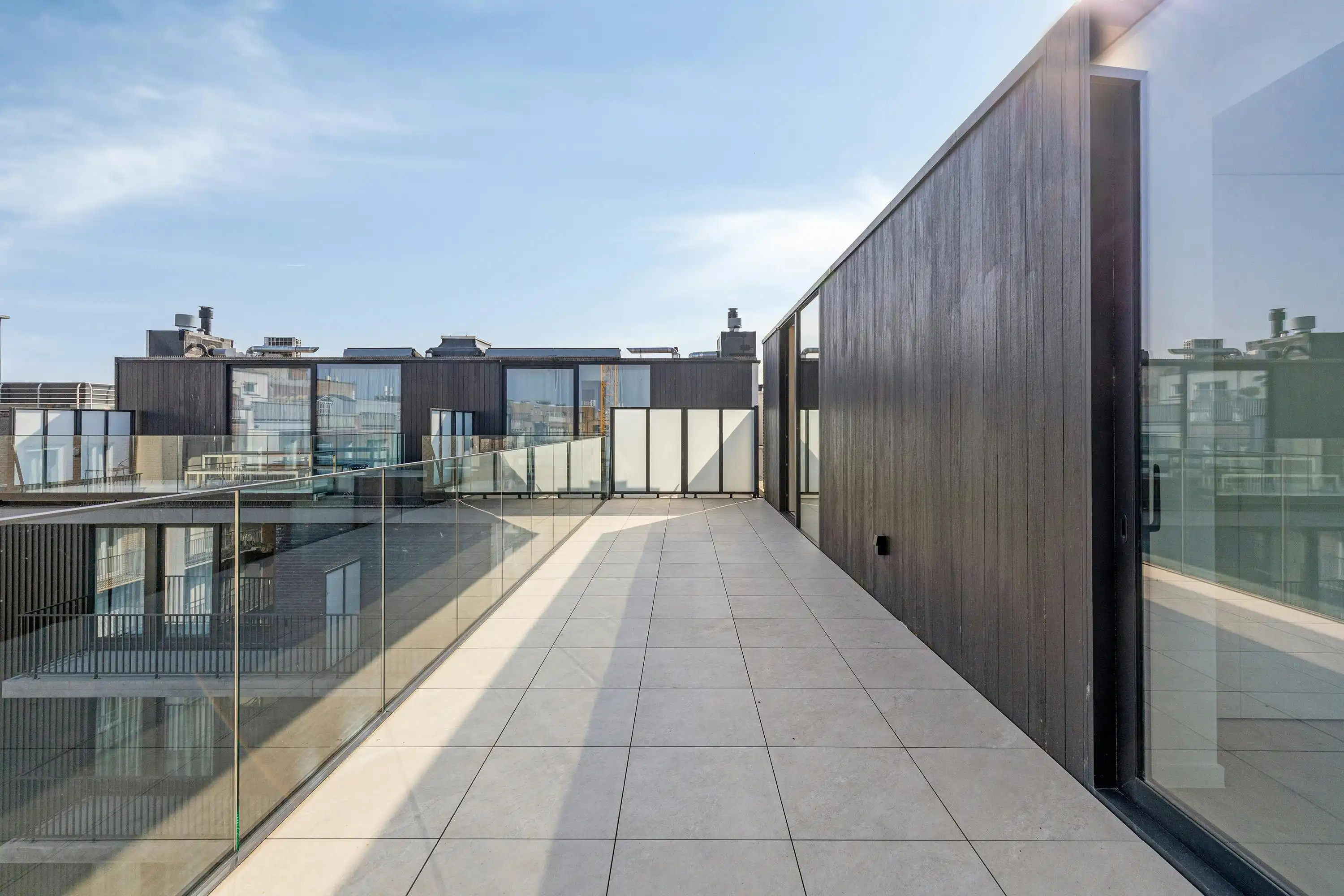Penthouse (99m²) met ruime terrassen (63m²) en prachtig zicht! foto 10