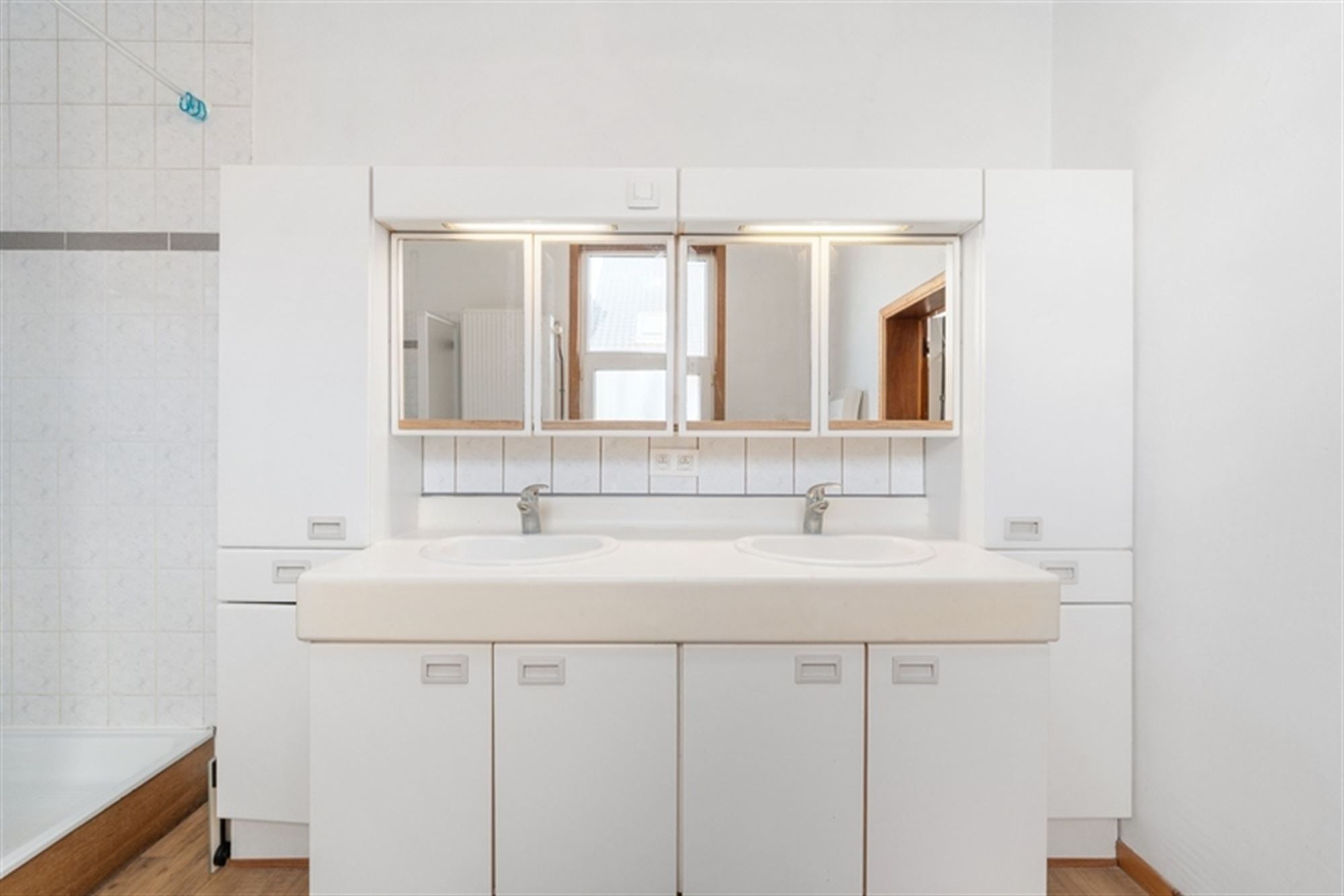 Woning met statige gevel en 3 slaapkamers aan Victoria Regiapark foto 12