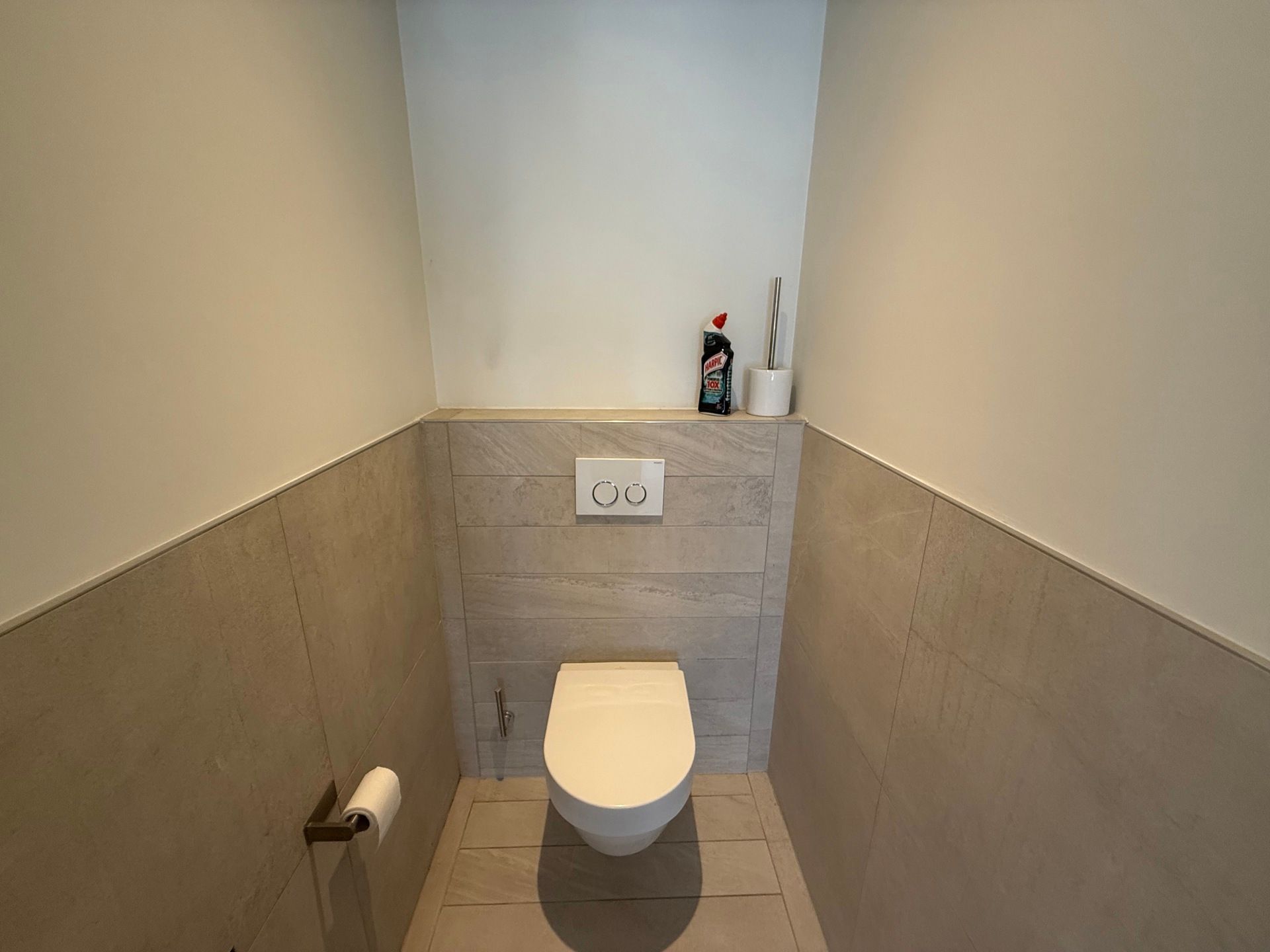 AALST - CENTRUM - Lichtrijk gelijkvloers appartement met staanplaats foto 18