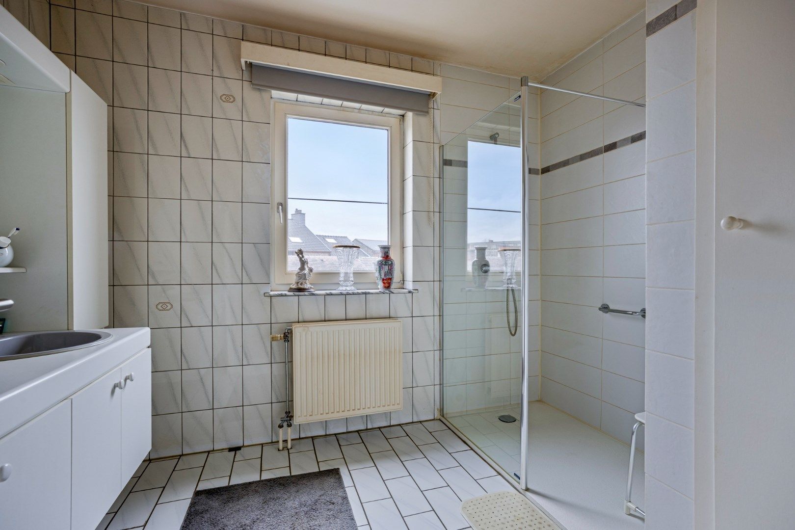 Ruim appartement met zicht op de middeleeuwse Wallen te Tongeren - Verkoop met lijfrente foto 23
