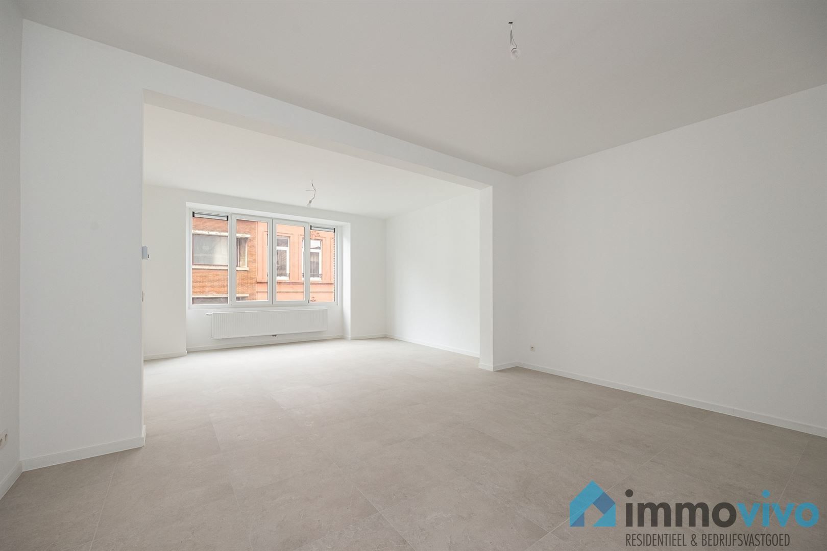 Volledig vernieuwd appartement met 3 slaapkamers, lift en kelder foto 3