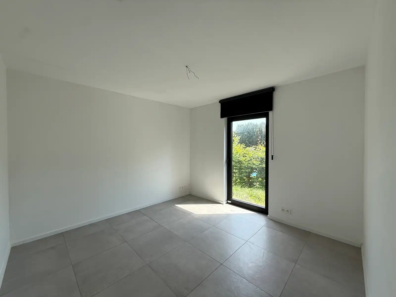 Gerenoveerde woning met 3 slpks op 9 are foto 15