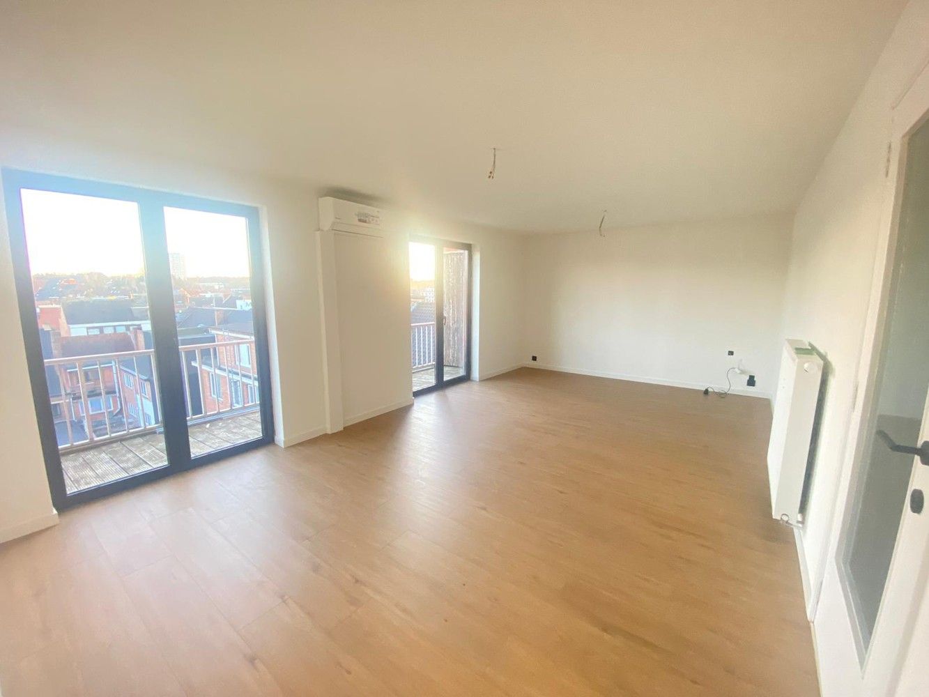INTREKKLAAR APPARTEMENT PAL IN GENK-CENTUM foto 4