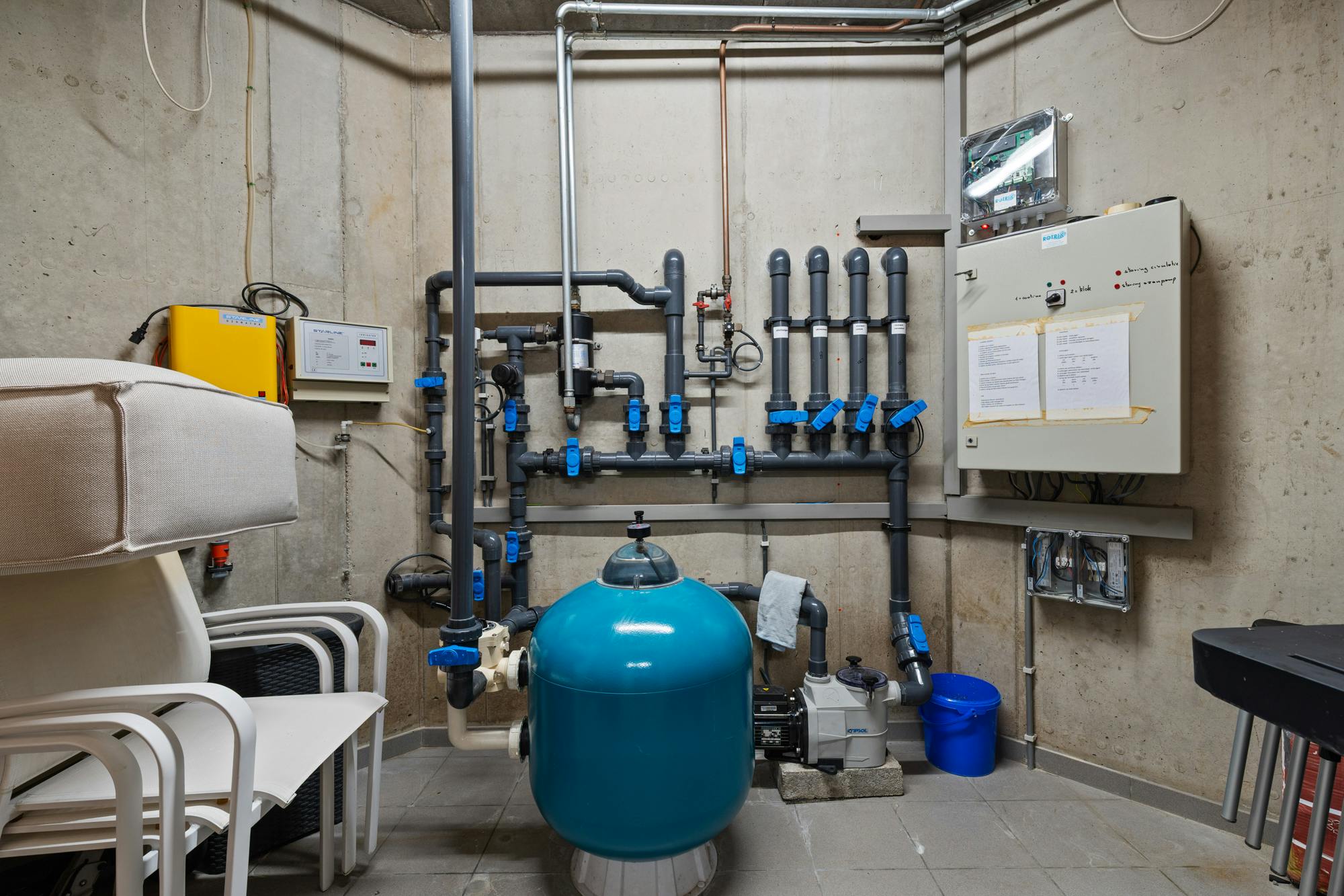 luxueuze villa op perceel van 2000m² te koop in Herentals foto 35