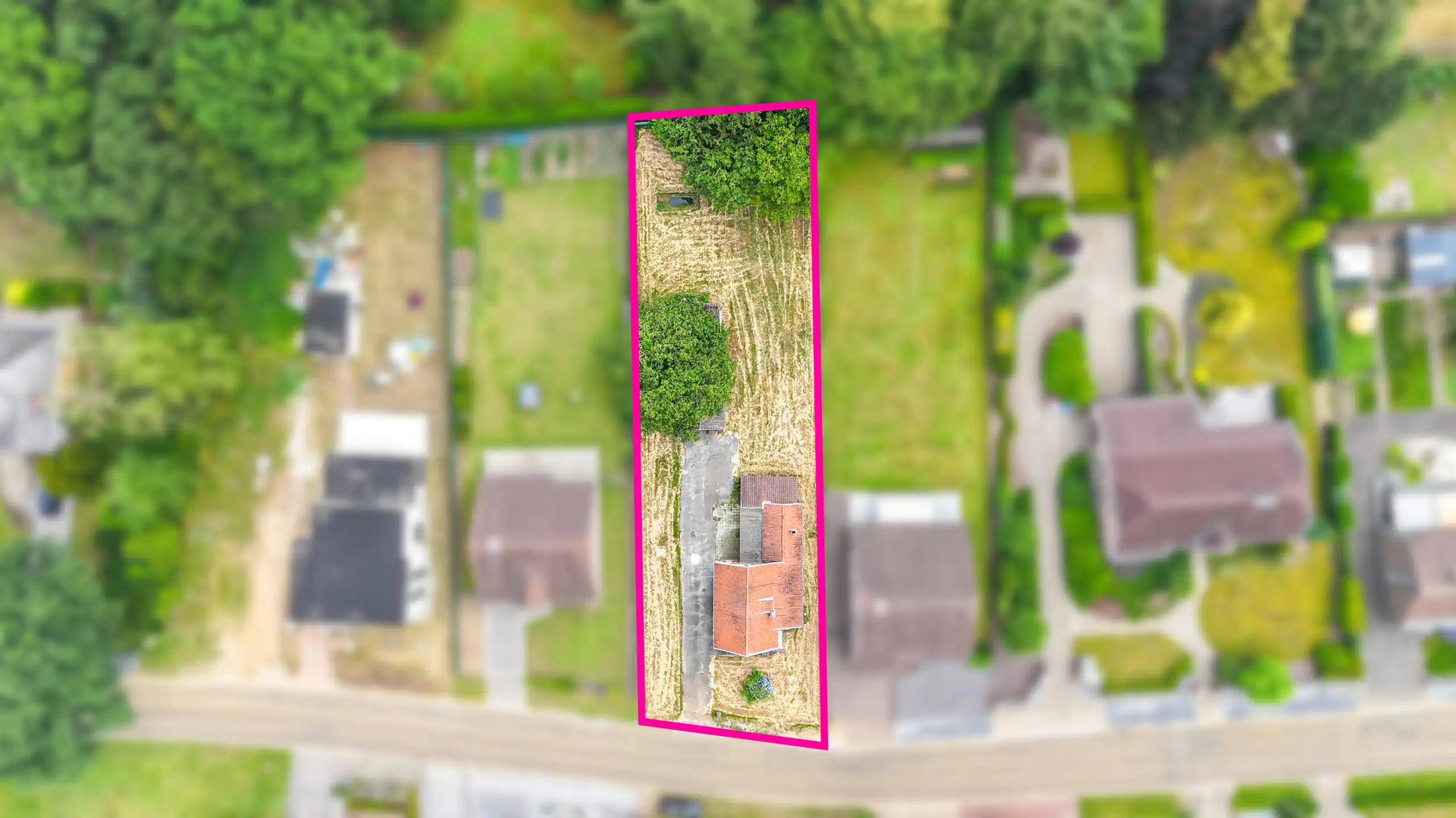 Te renoveren woning op groot perceel te Heusden-Zolder! foto 37
