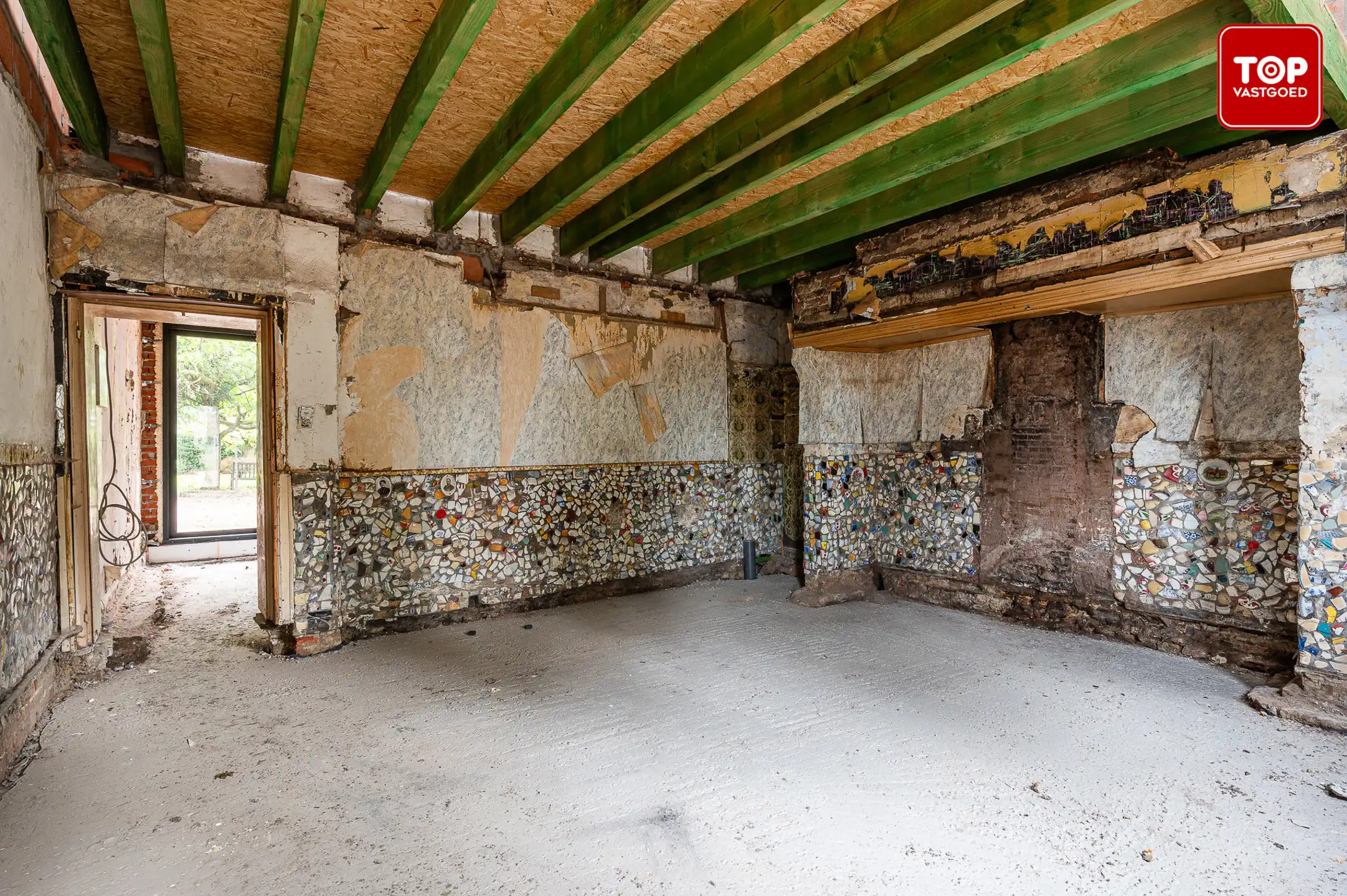 Gesloten bebouwing op een rustige locatie foto 8