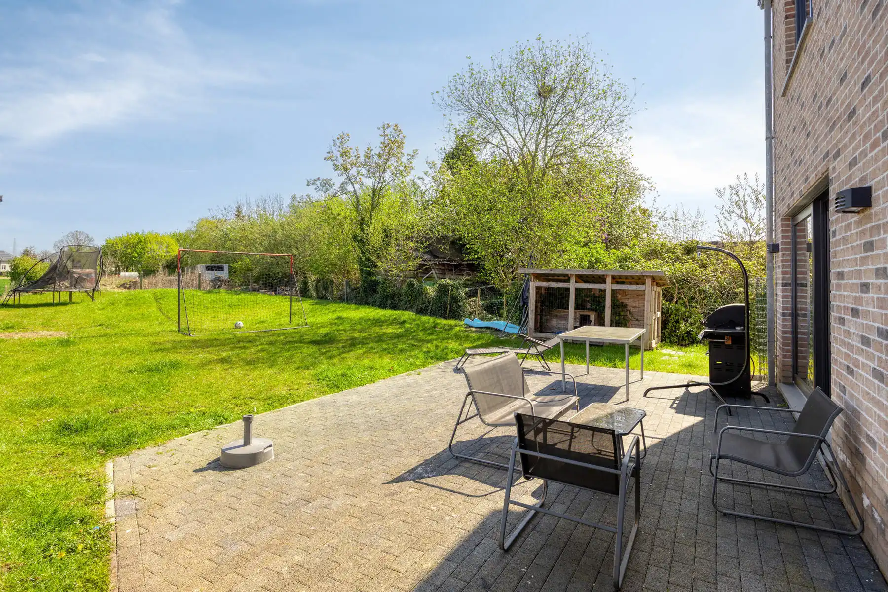 Leemans immobiliën biedt u deze uitzonderlijk ruime en energiezuinige woning aan in Merchtem! foto 28